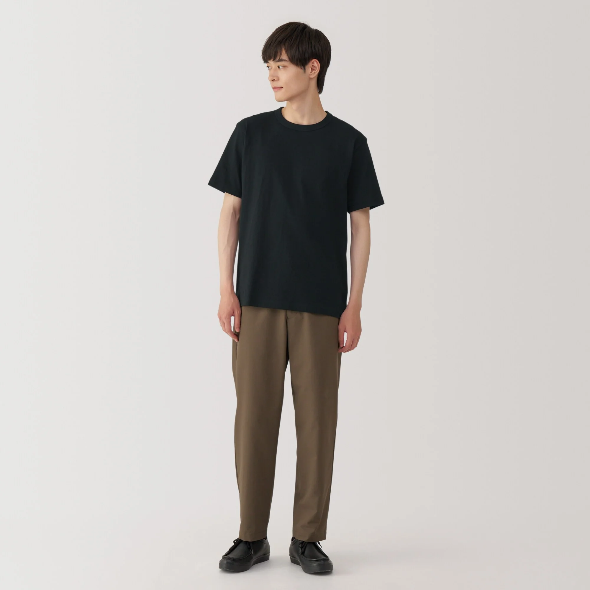Men's Washed Heavyweight Crewneck T-Shirt - Image 32