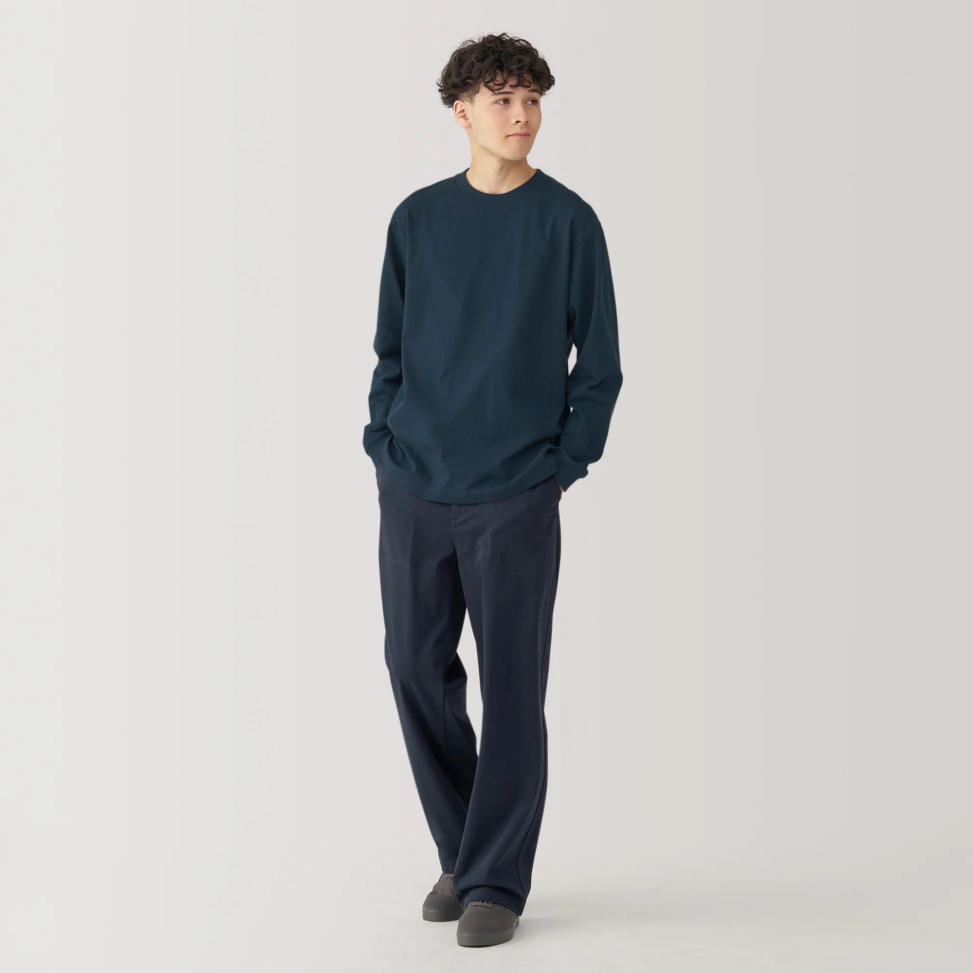Men's Washed Heavyweight T-Shirt - Image 32