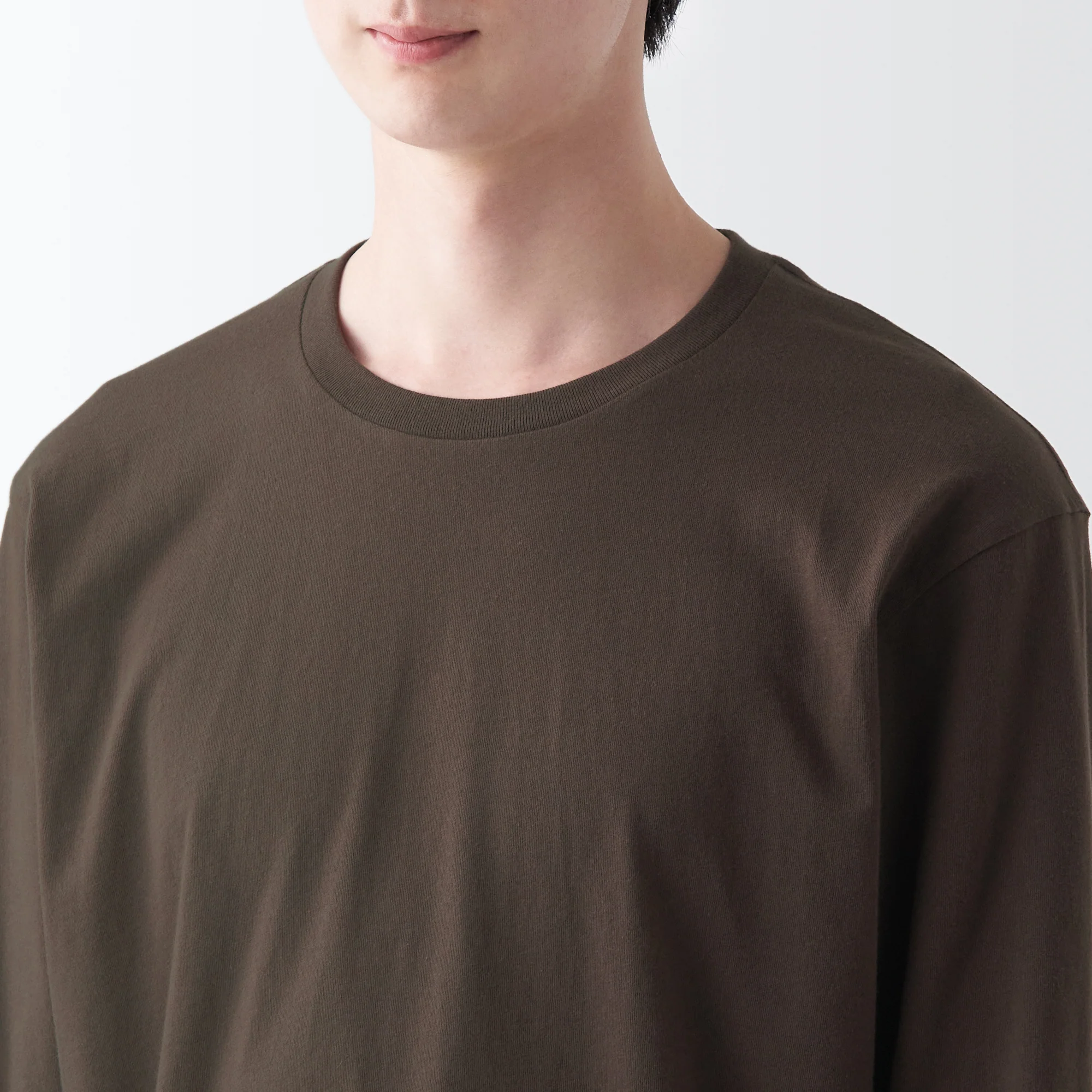 Men's Washed Jersey Crew Neck Long Sleeve T-Shirt - Image 14
