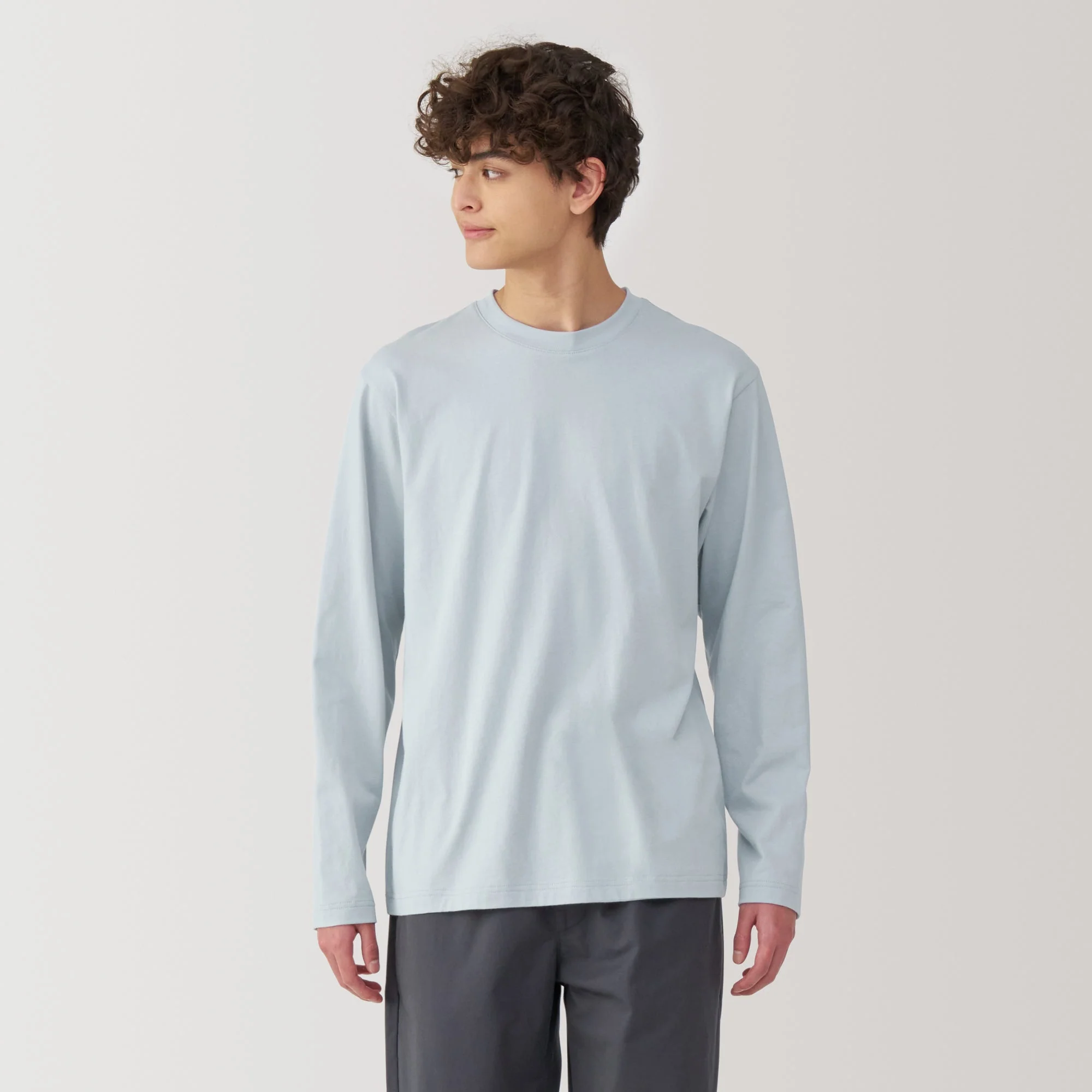 Men's Washed Jersey Crew Neck Long Sleeve T-Shirt - Image 17