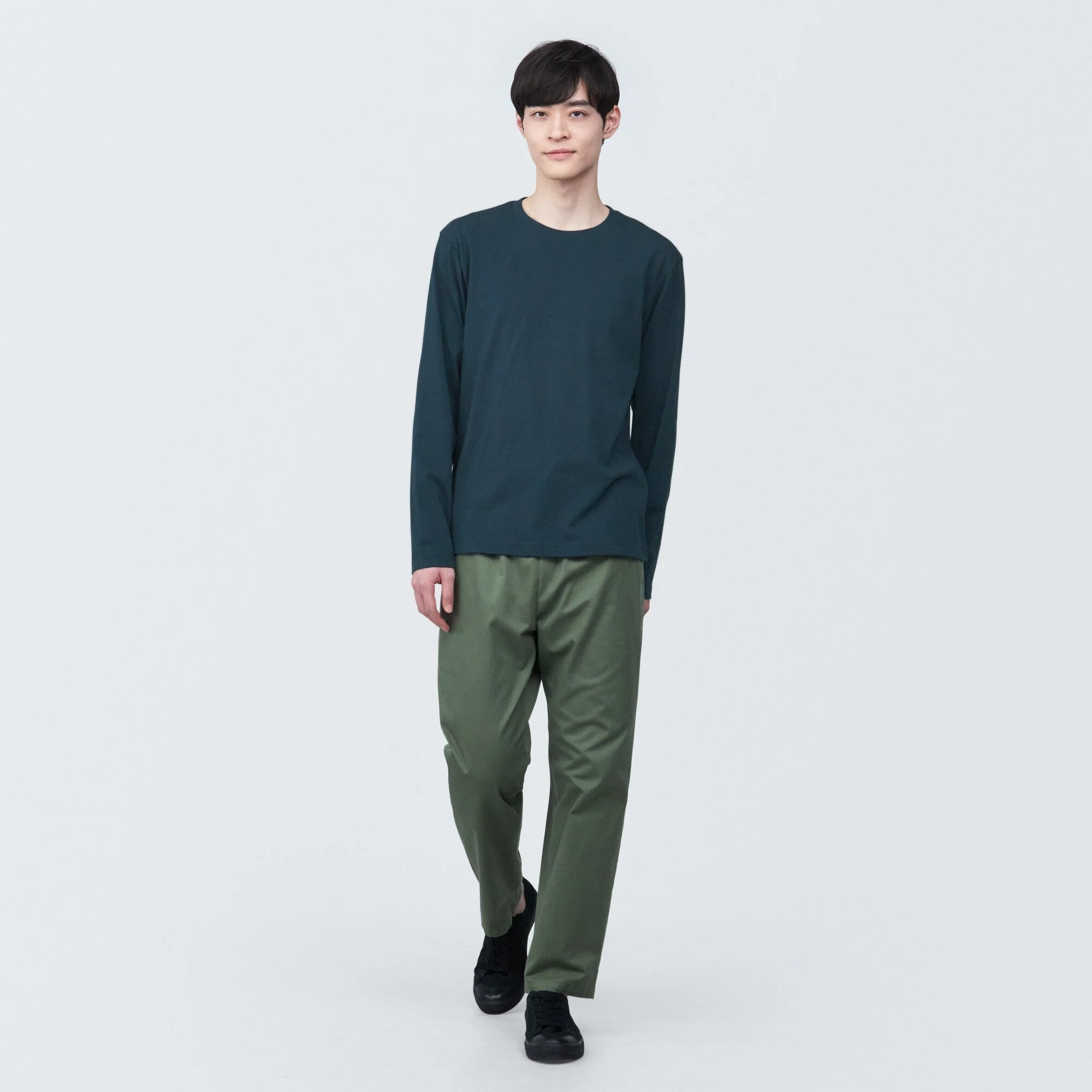 Men's Washed Jersey Crew Neck Long Sleeve T-Shirt - Image 25