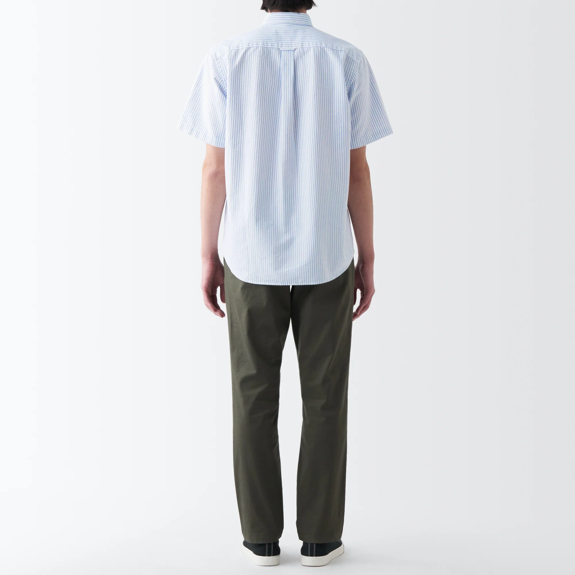 Men's Washed Oxford Button Down  Patterned Short Sleeve Shirt - Image 6