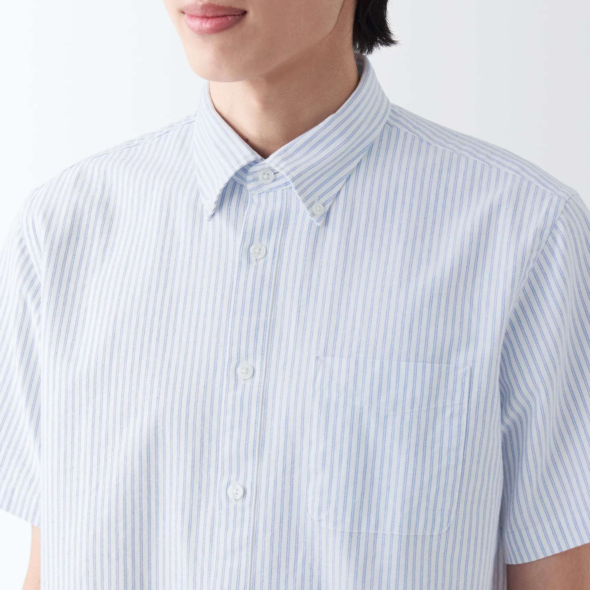 Men's Washed Oxford Button Down  Patterned Short Sleeve Shirt - Image 7