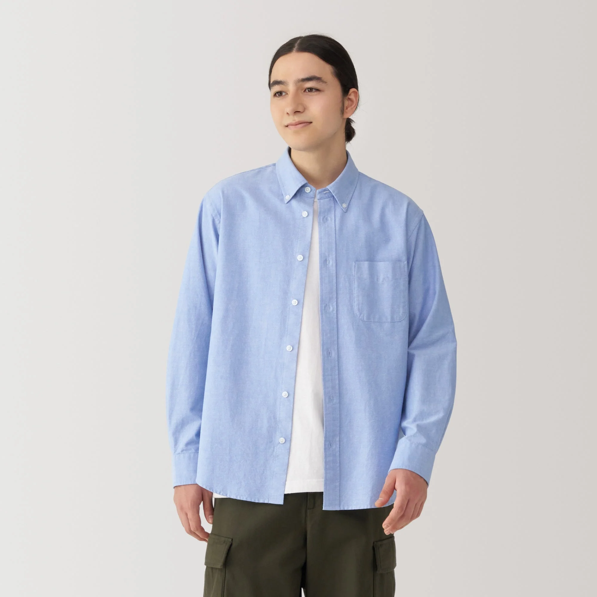 Men's Washed Oxford Button Down Shirt - Image 11