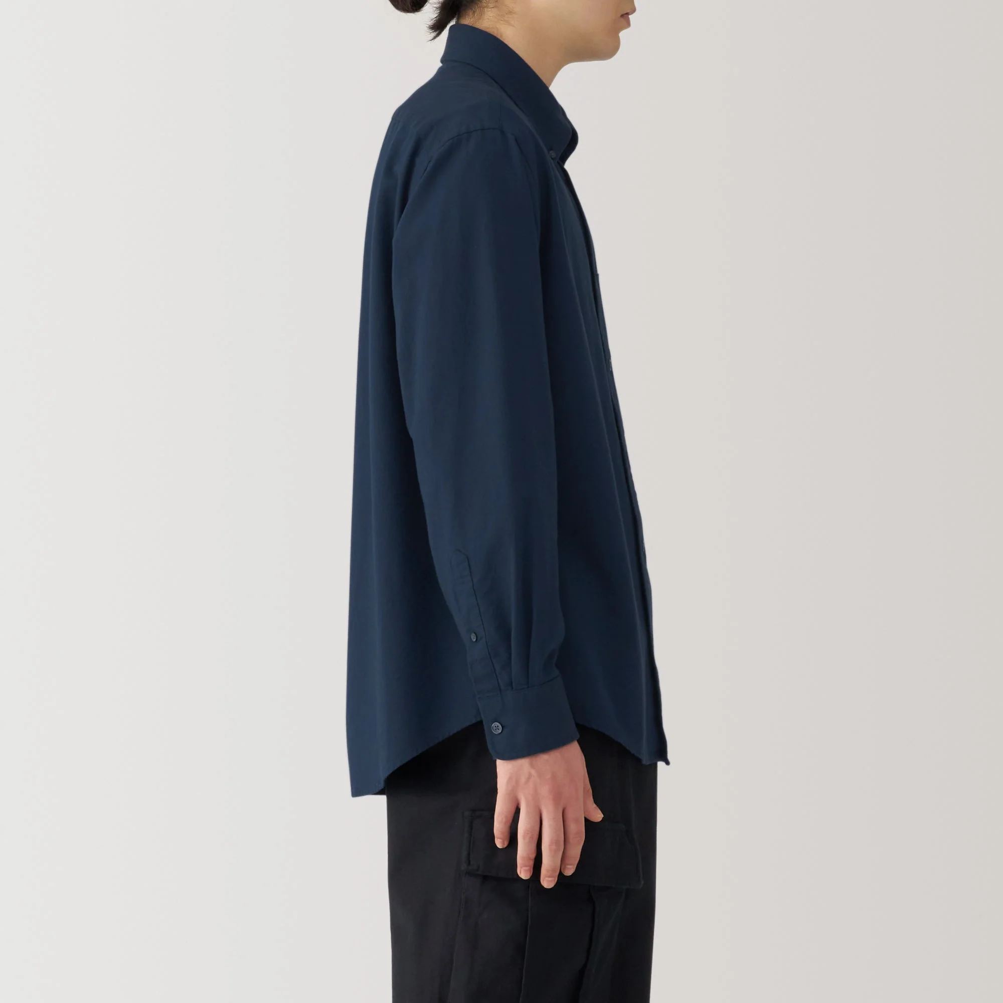 Men's Washed Oxford Button Down Shirt - Image 37