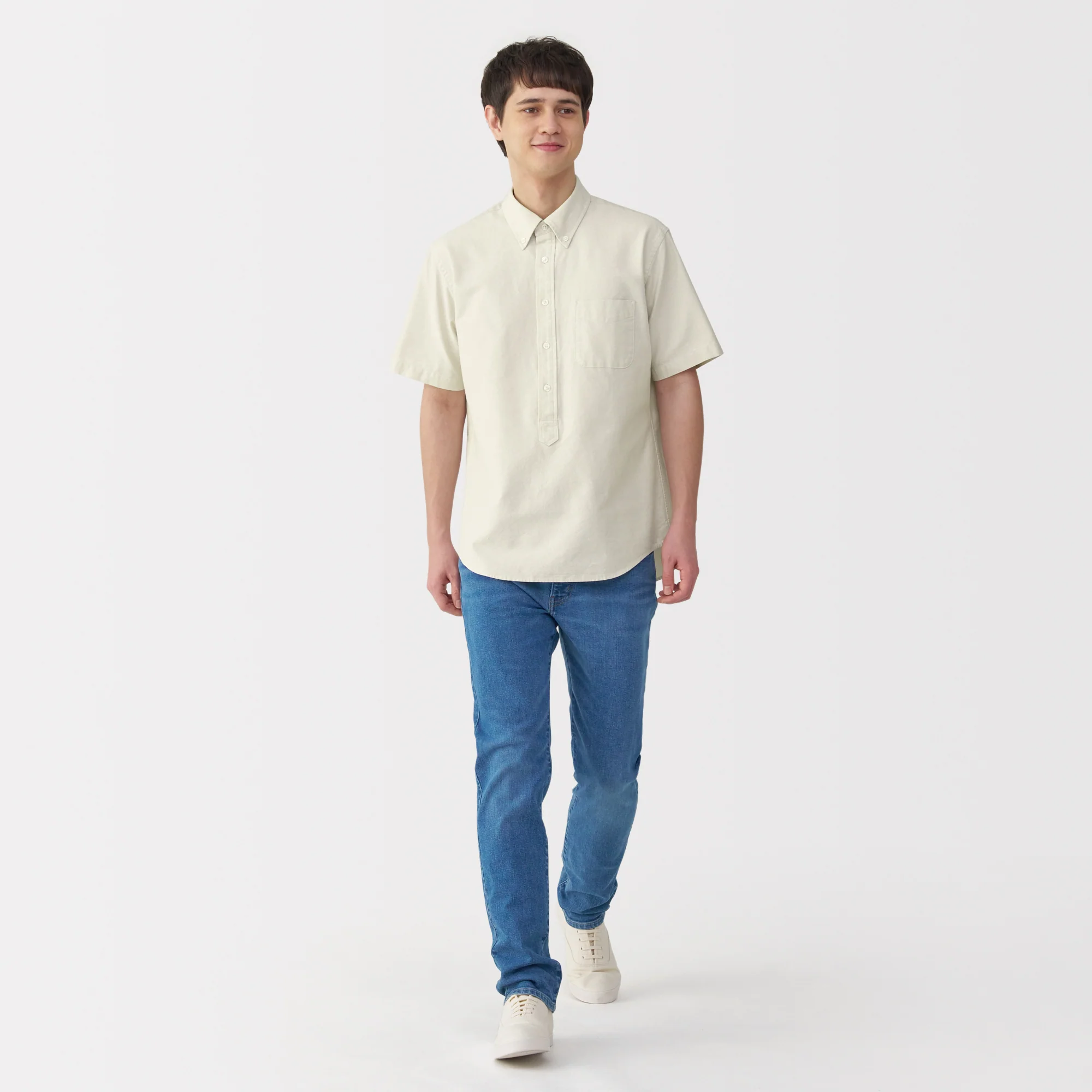Men's Washed Oxford Pullover Shirt - Image 4