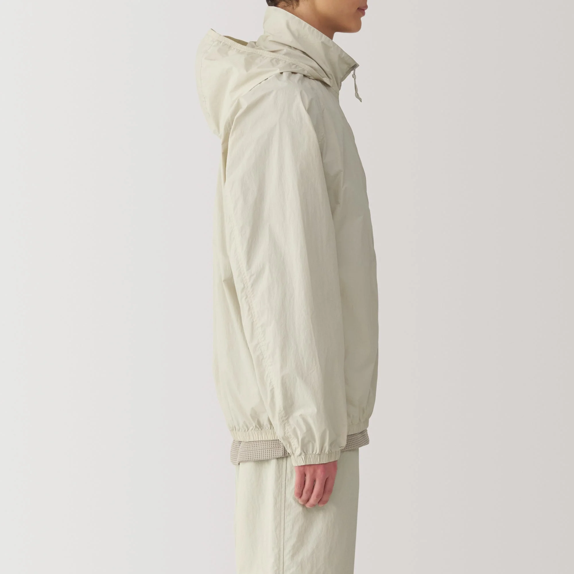 Men's Water Repellent Nylon Packable Windbreaker - Image 5