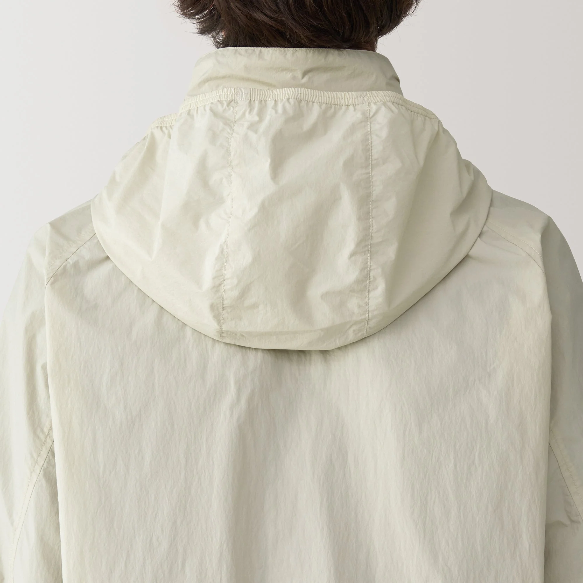 Men's Water Repellent Nylon Packable Windbreaker - Image 8