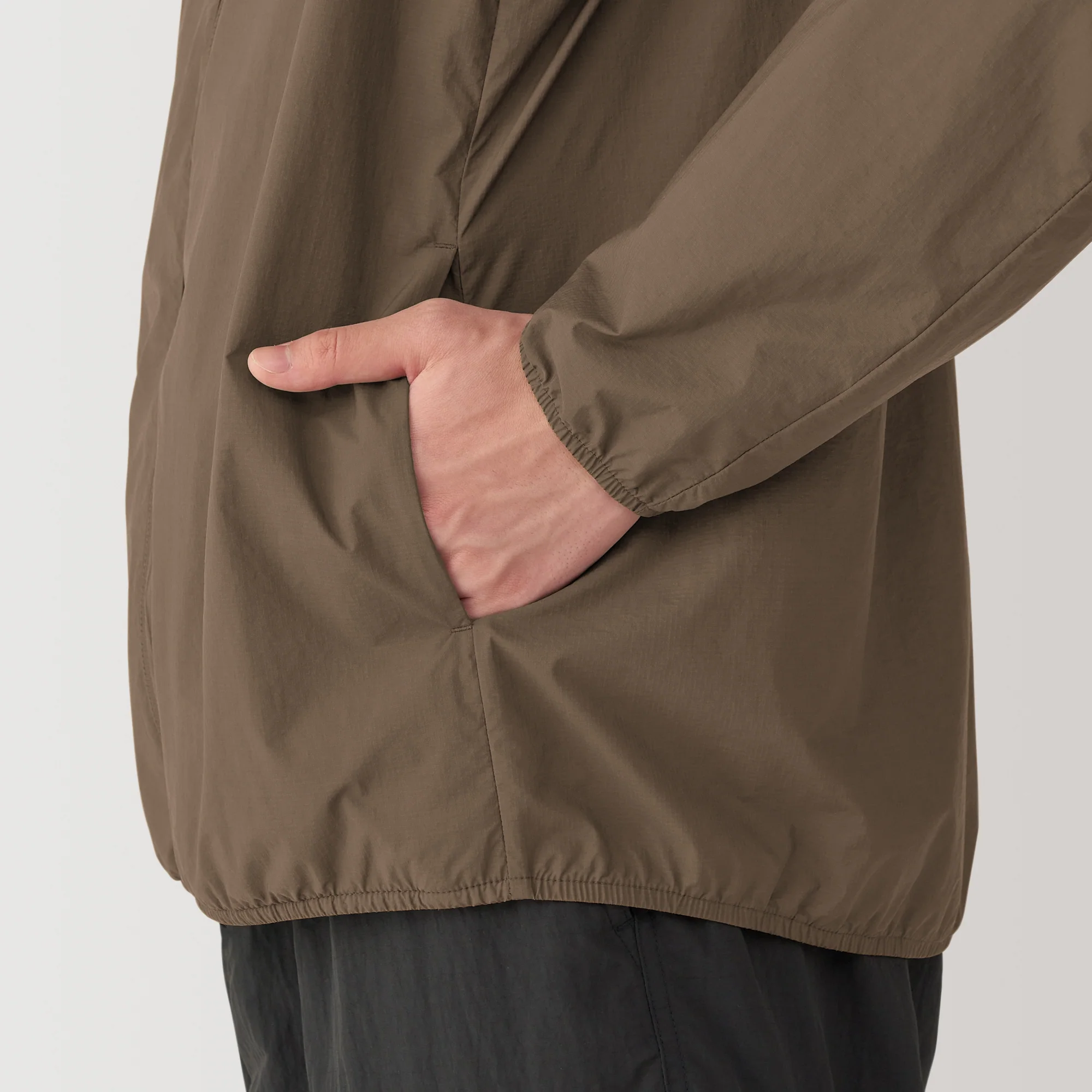 Men's Water Repellent Pocketable Jacket - Image 18