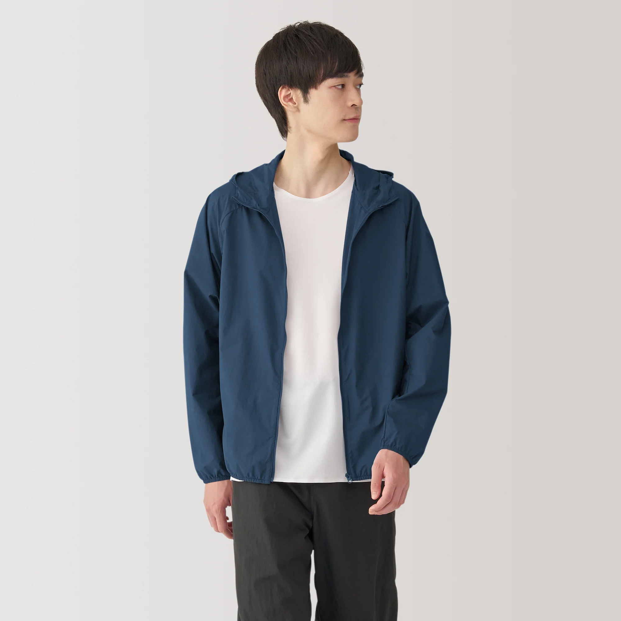 Men's Water Repellent Pocketable Jacket - Image 3