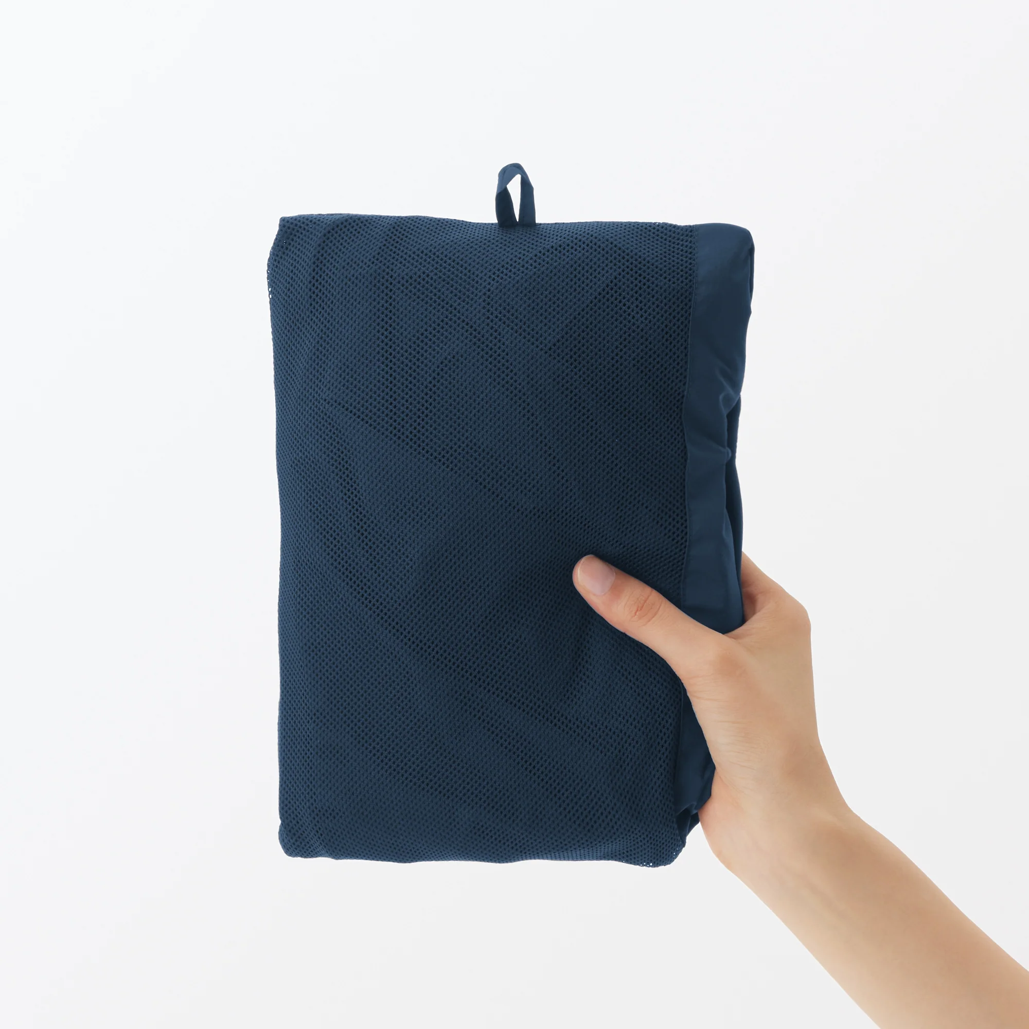 Men's Water Repellent Pocketable Jacket - Image 9