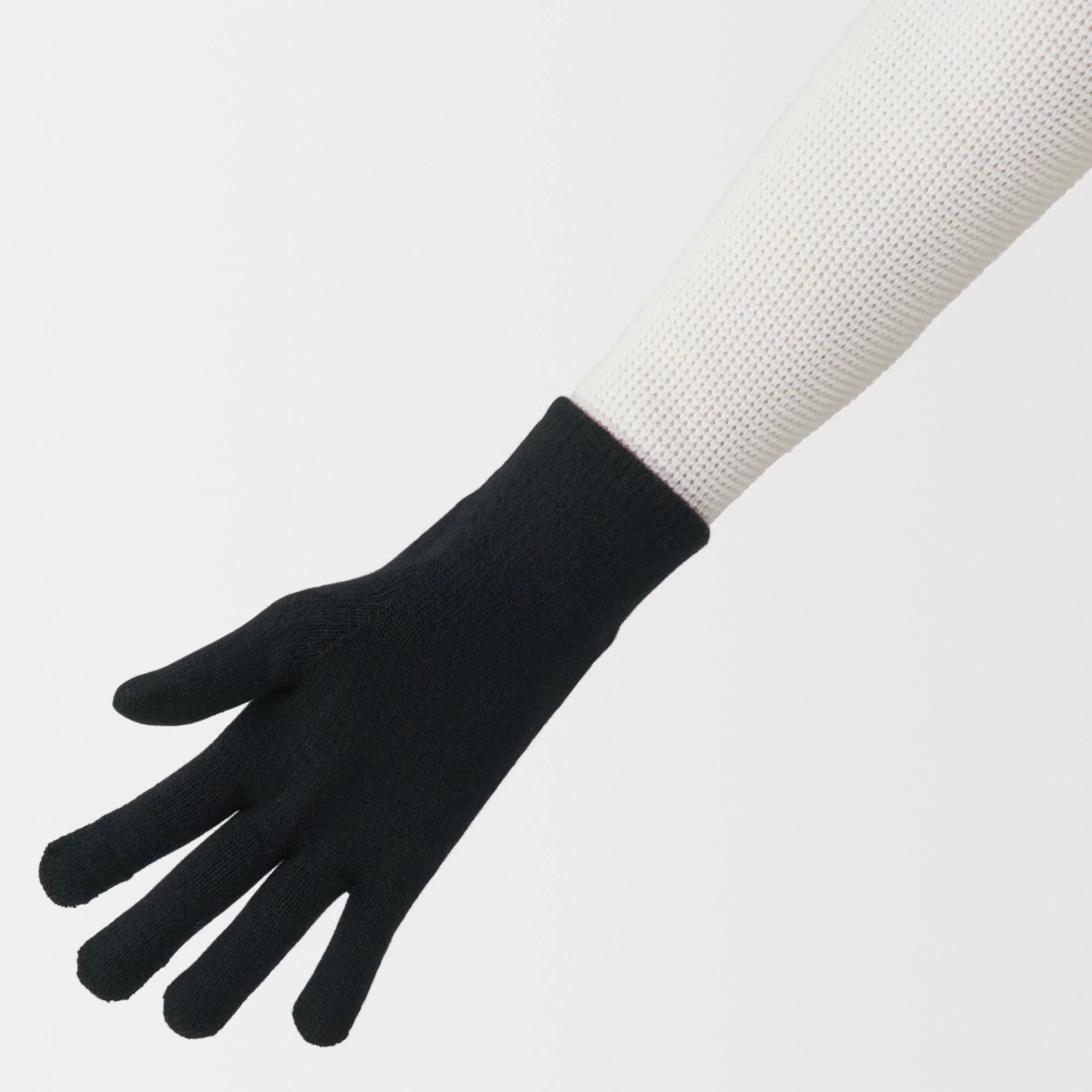 Merino Wool Blend Touchscreen Gloves - Image 15