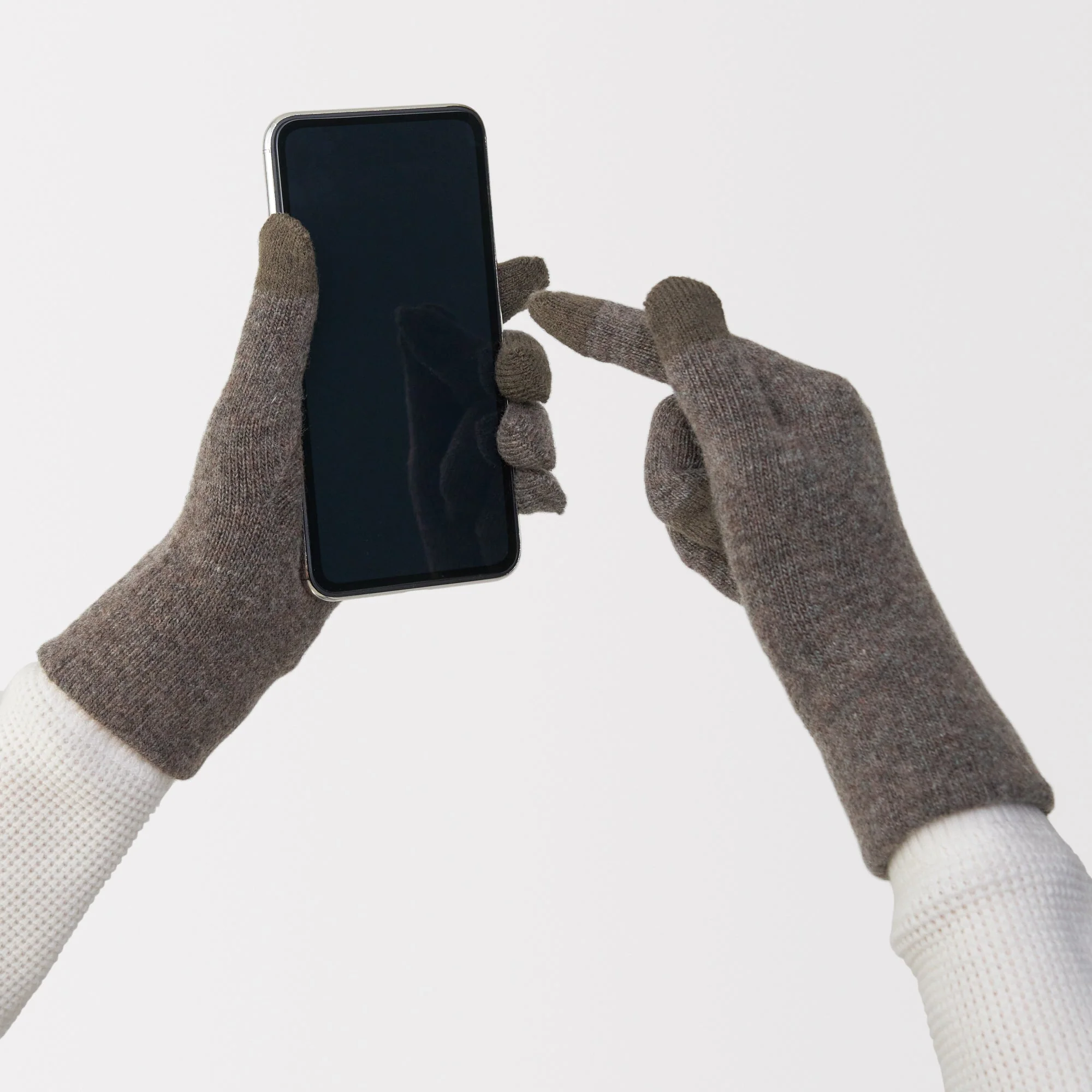 Merino Wool Blend Touchscreen Gloves - Image 4