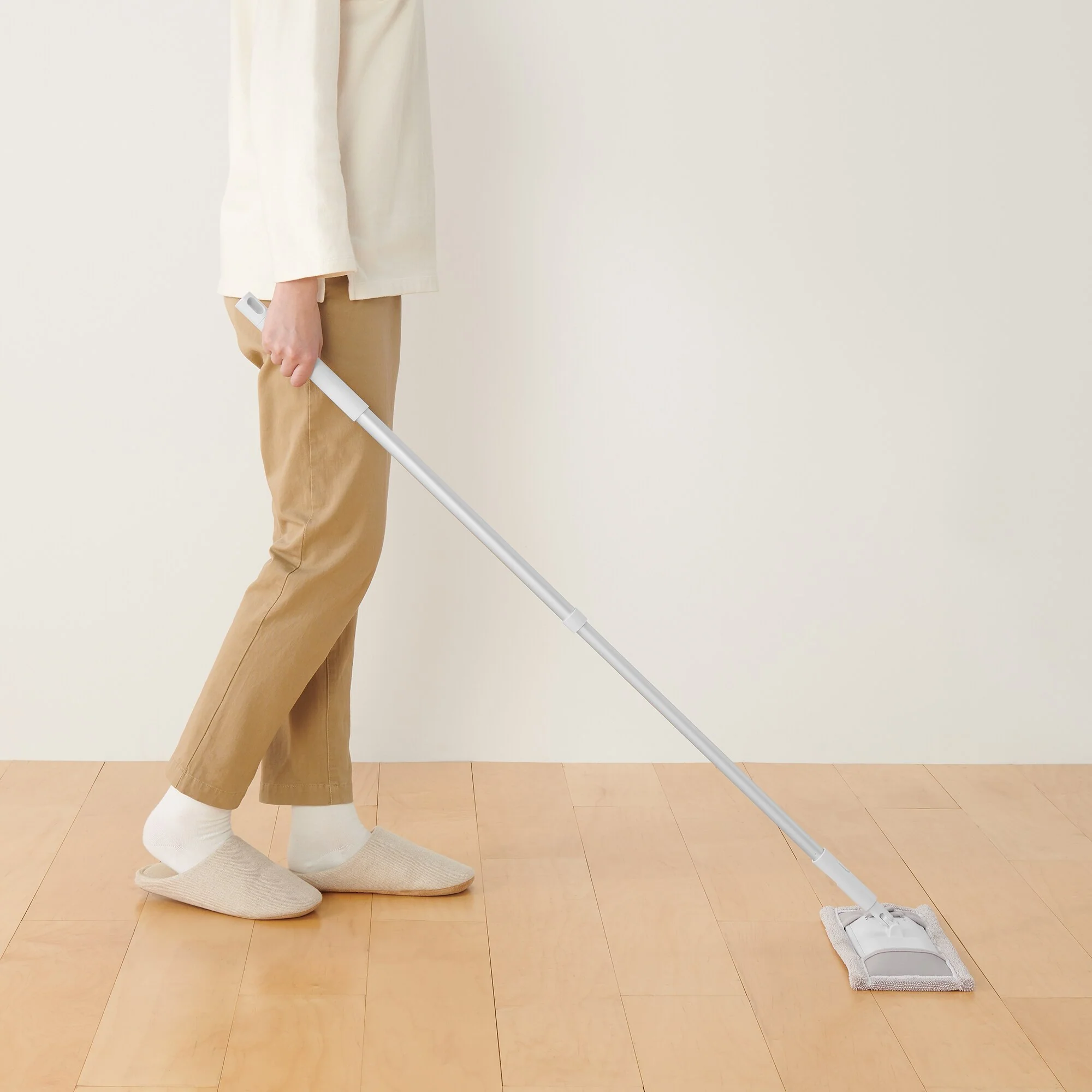 Microfiber Mop Pad - Wet - Image 5
