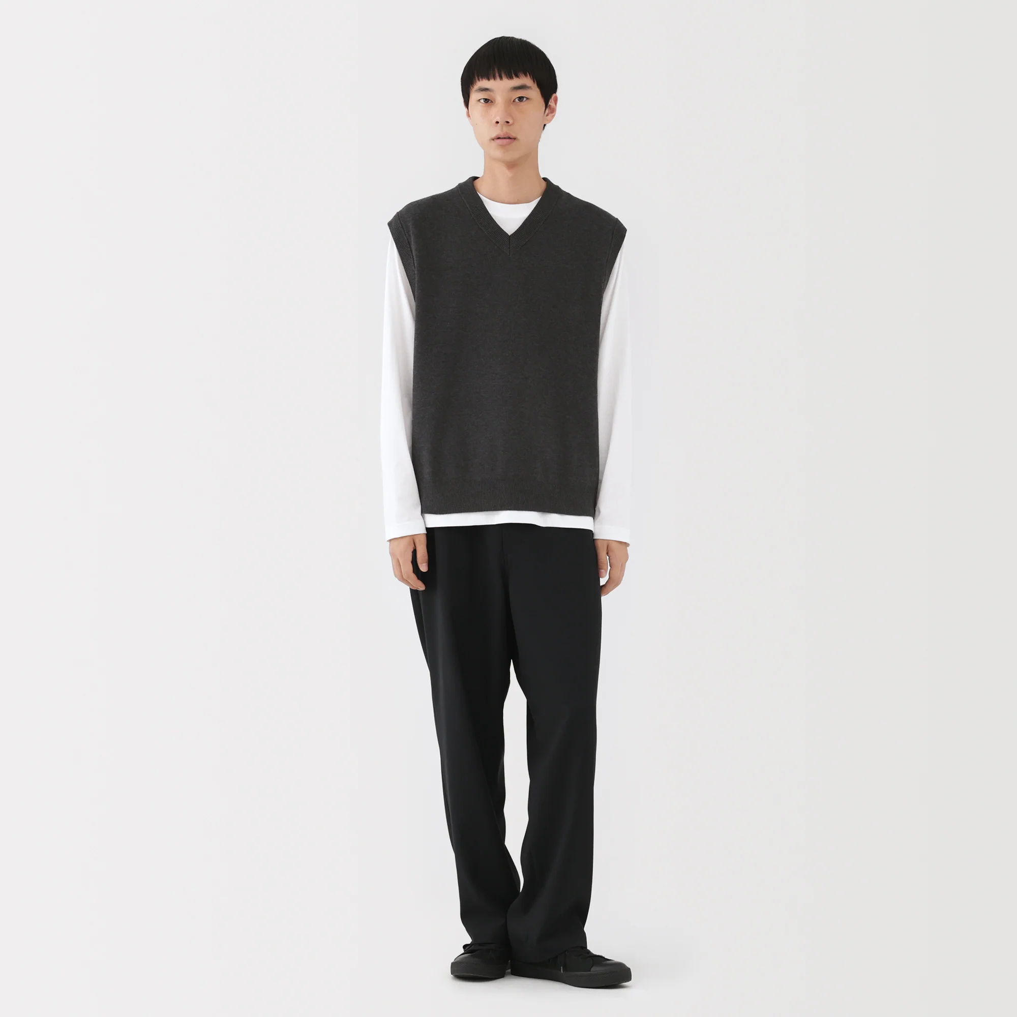 Milano Rib Sweater Vest - Image 11