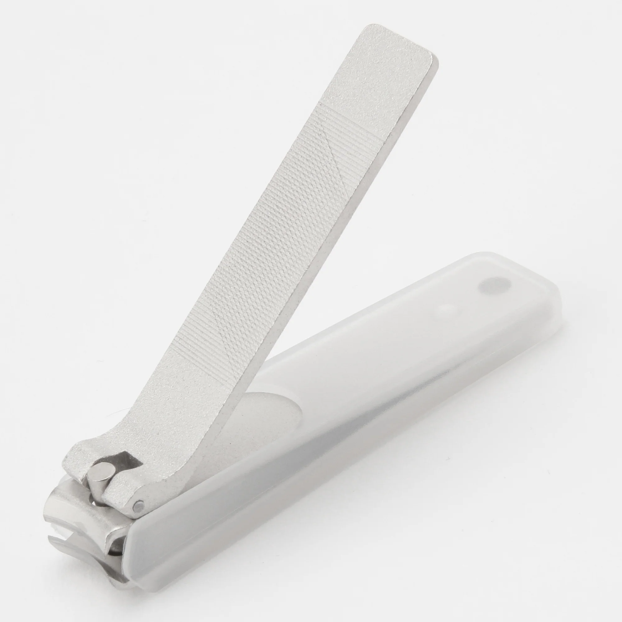 Nail Clippers with Cover - Image 2