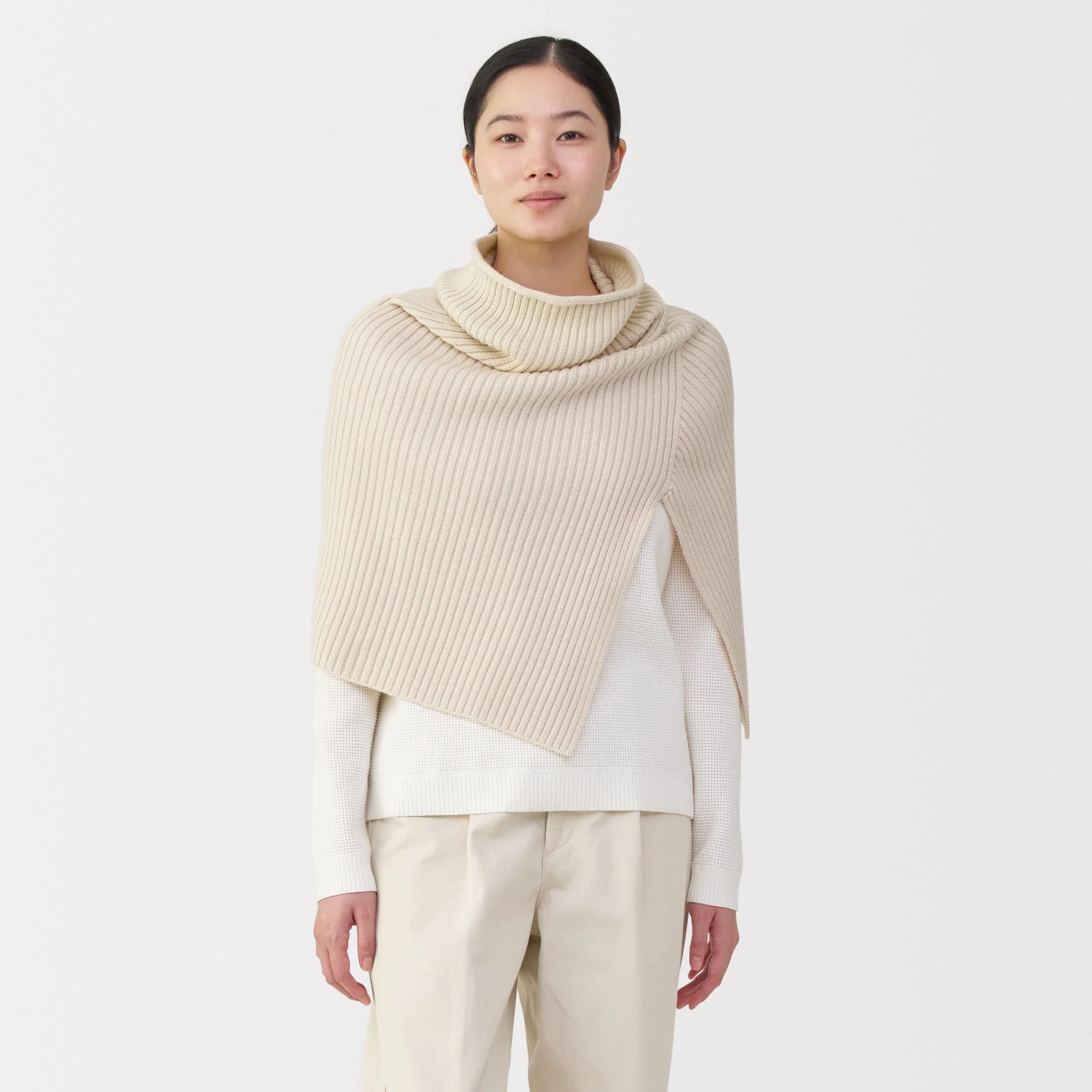 Non-Itchy Merino Wool Poncho - Image 15