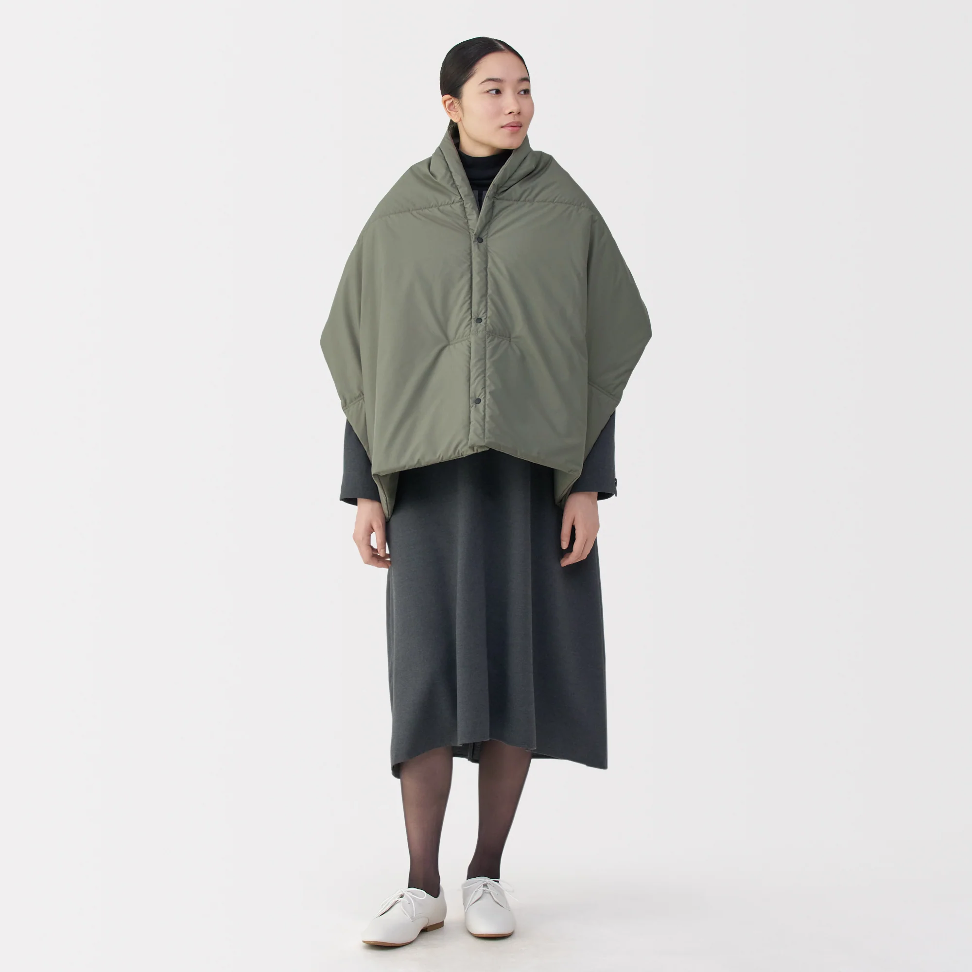 Padded Water Repellent Cape - Image 22
