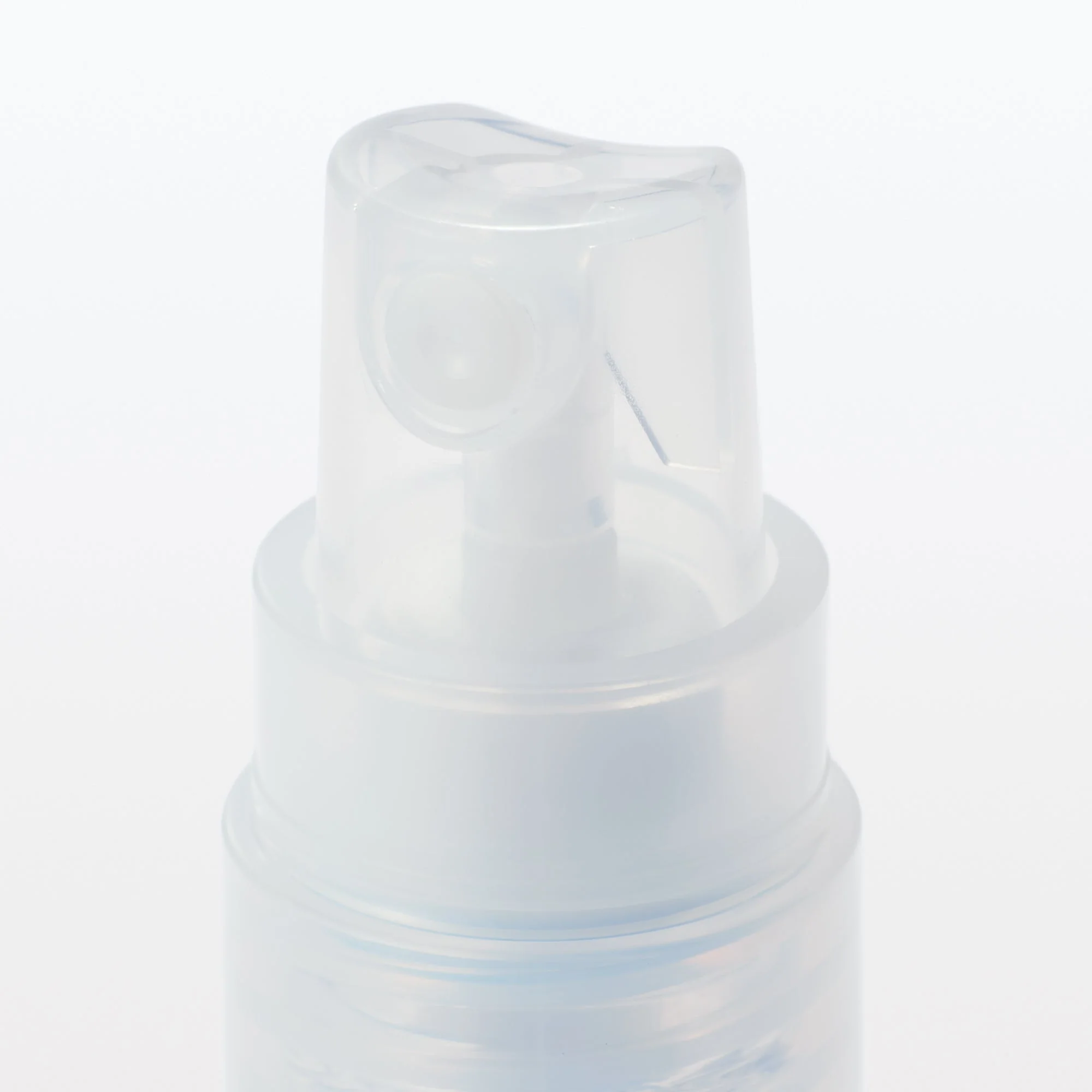 PET Clear Spray Bottle 15ml (0.5 fl Oz) - Image 3