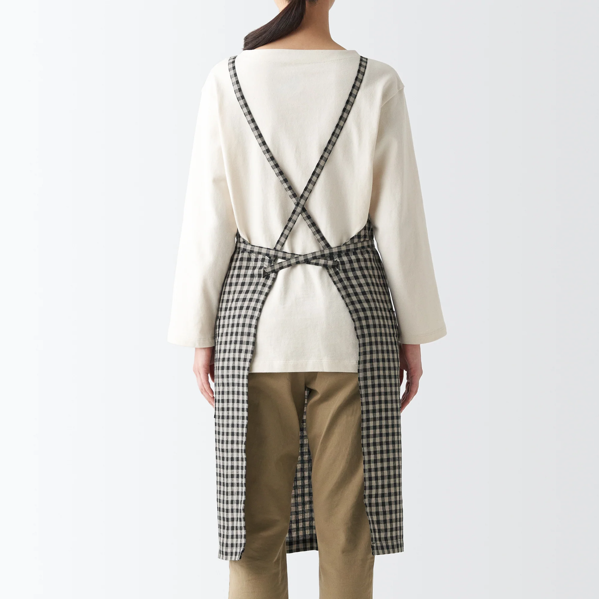 Plain Weave Linen Cross Back Apron - Image 19