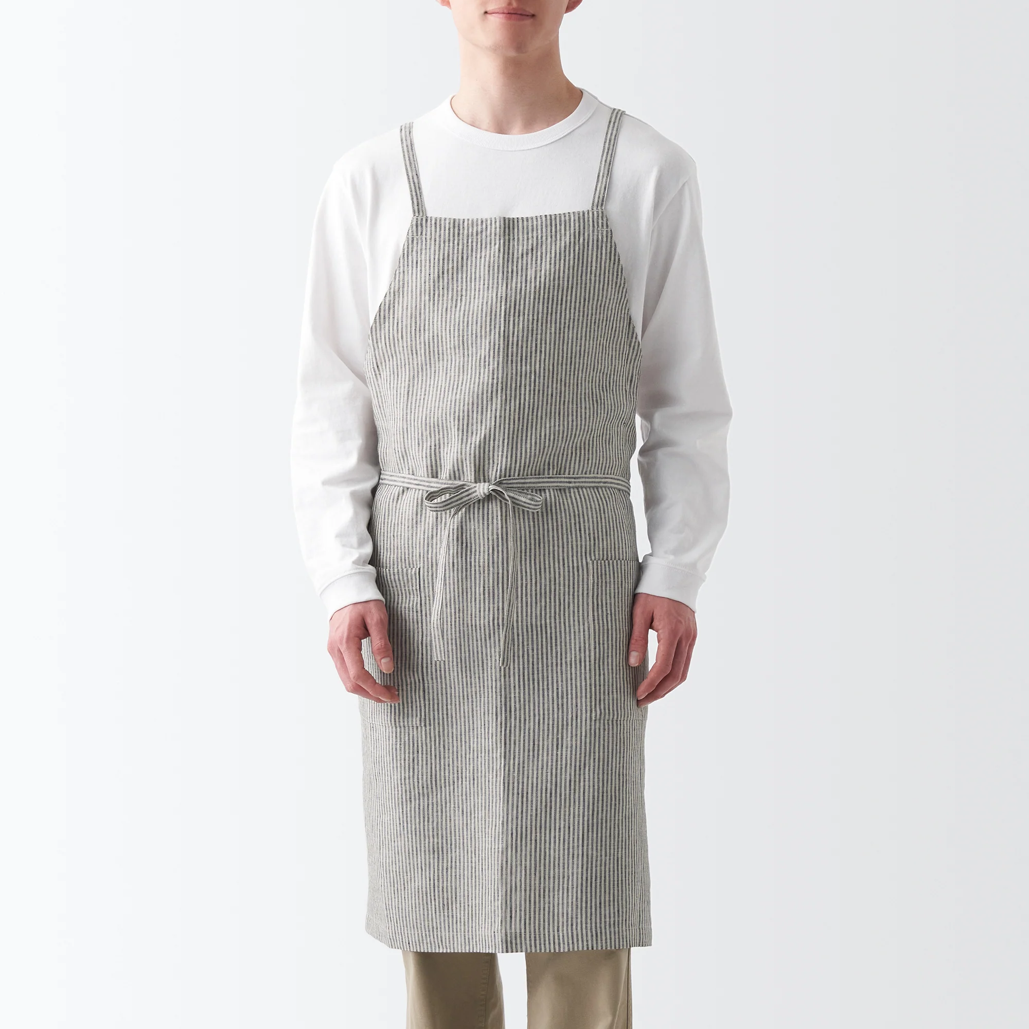Plain Weave Linen Cross Back Apron - Image 5