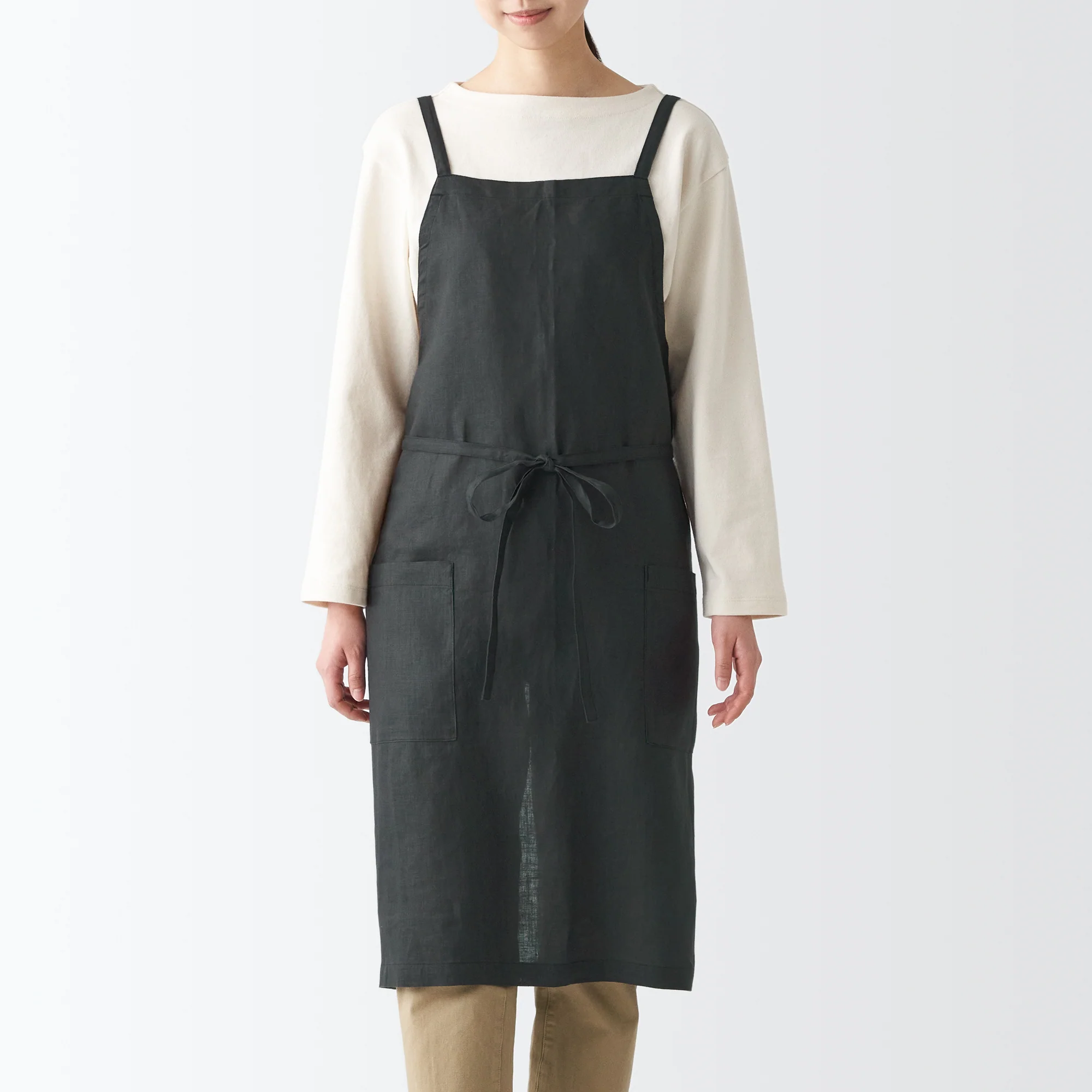 Plain Weave Linen Cross Back Apron - Image 8