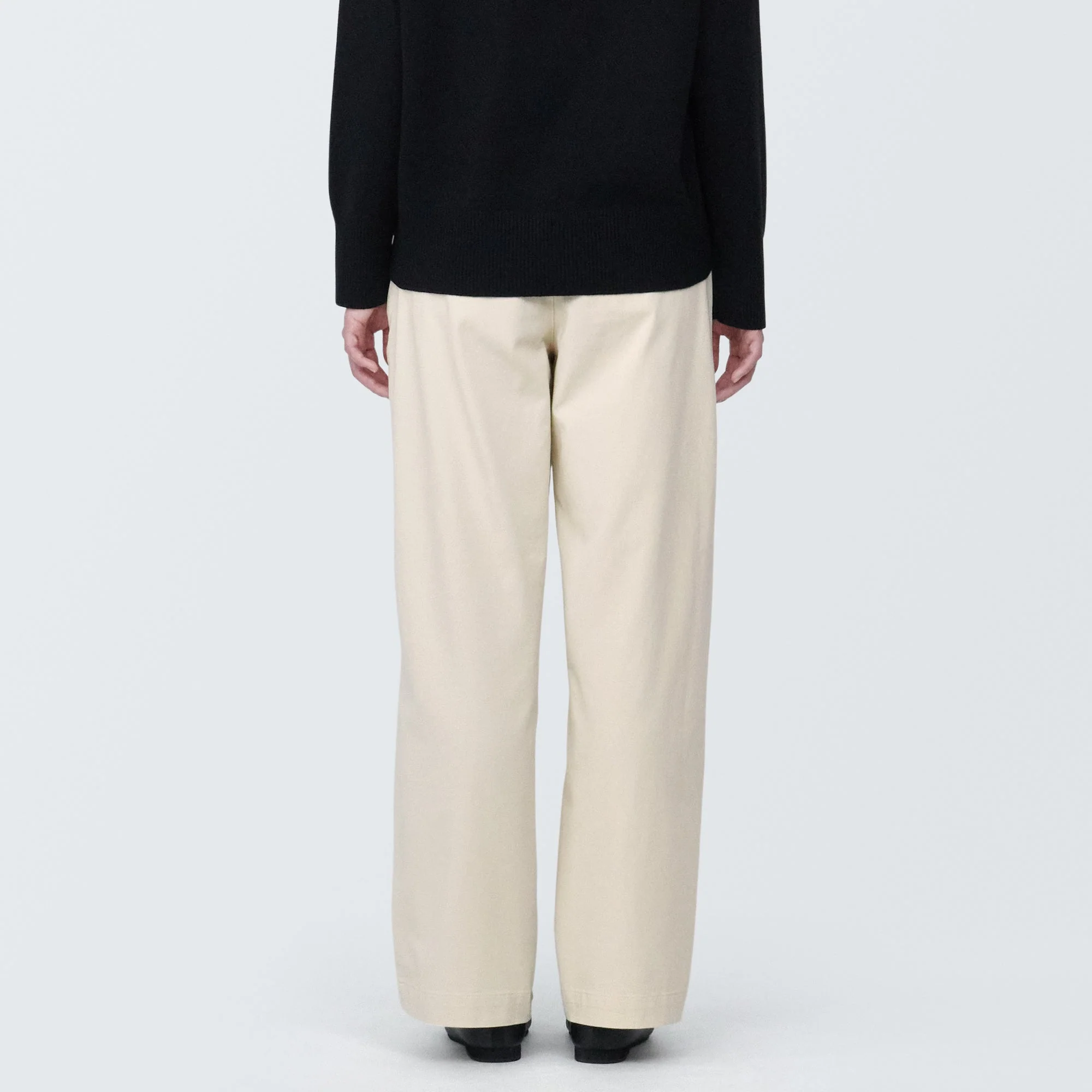 Pleated Wide Chino Pants - Image 16