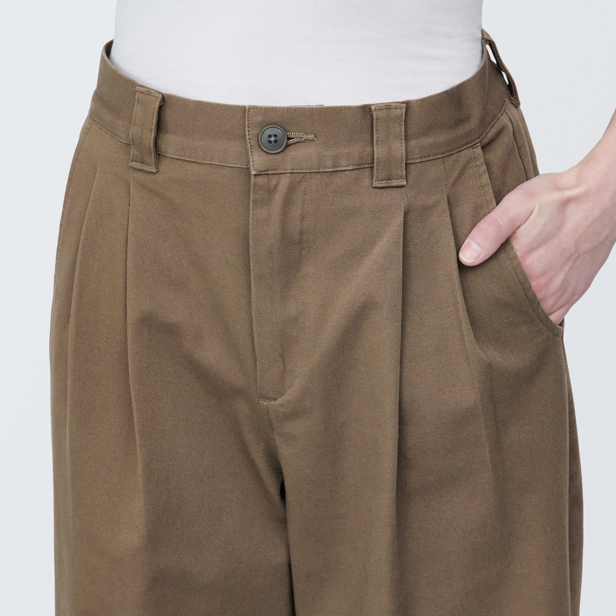 Pleated Wide Chino Pants - Image 7