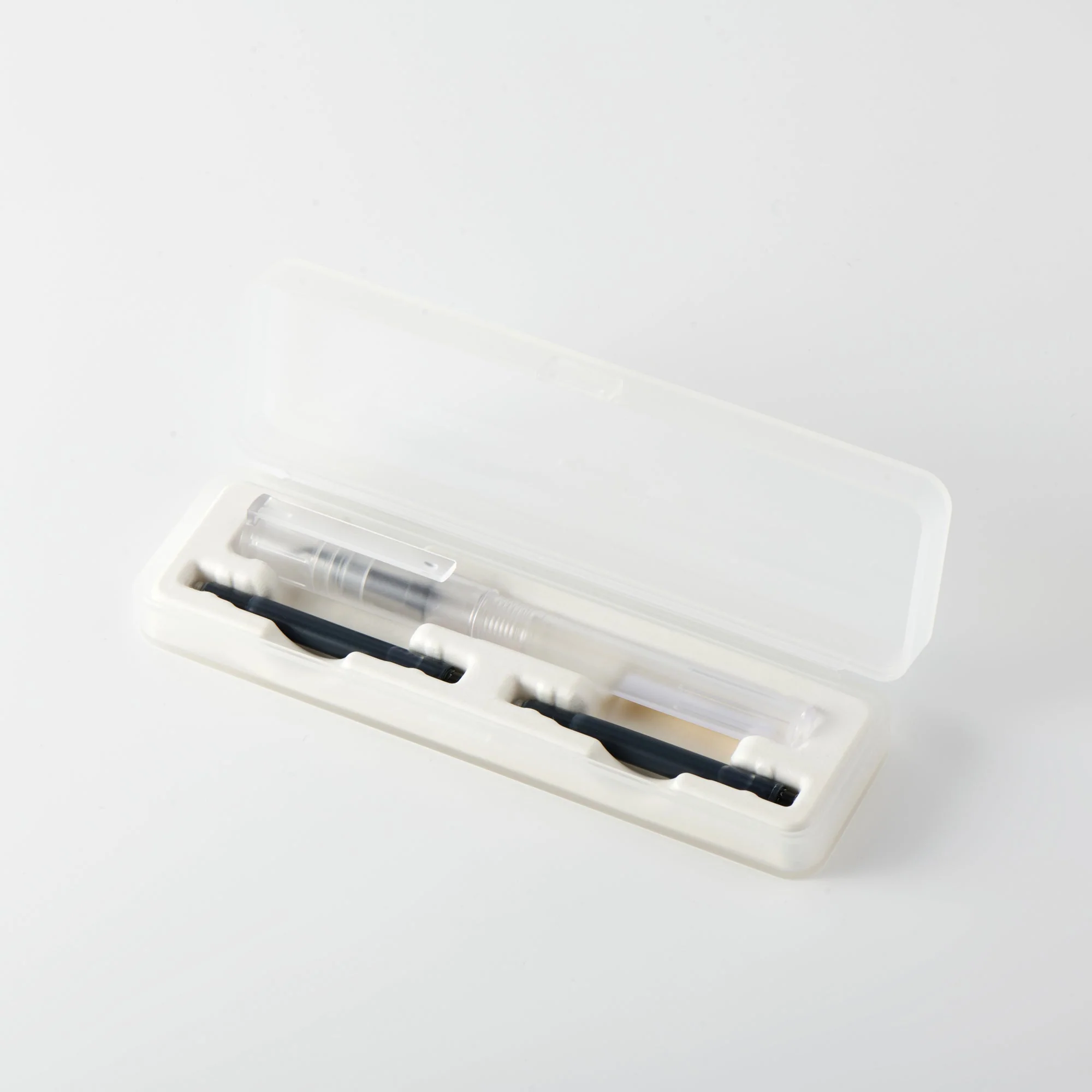 Polycarbonate Fountain Pen and Refill Set - Image 4