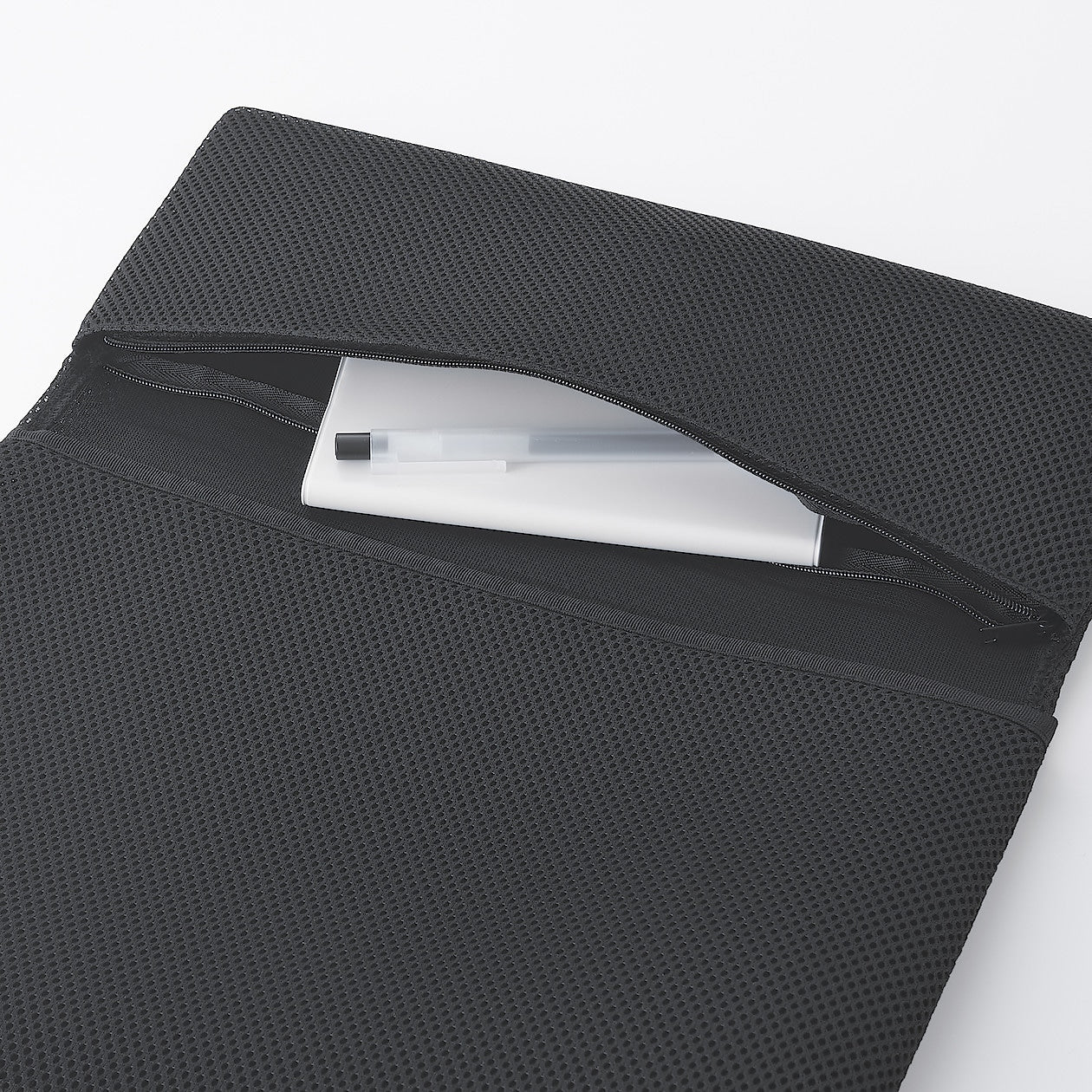 Polyester Laptop Cover with Pocket - Image 6