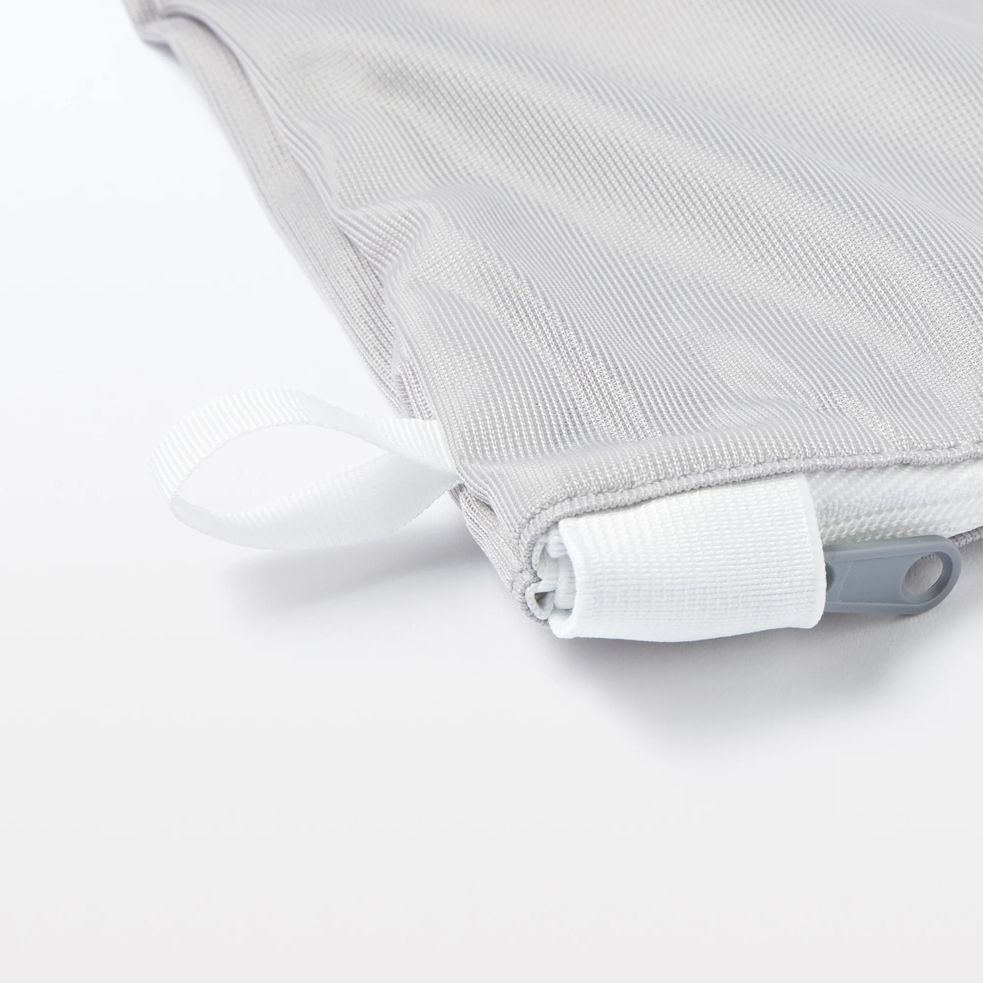 Polyester Reversible Laundry Net - Flat - Small - Image 3