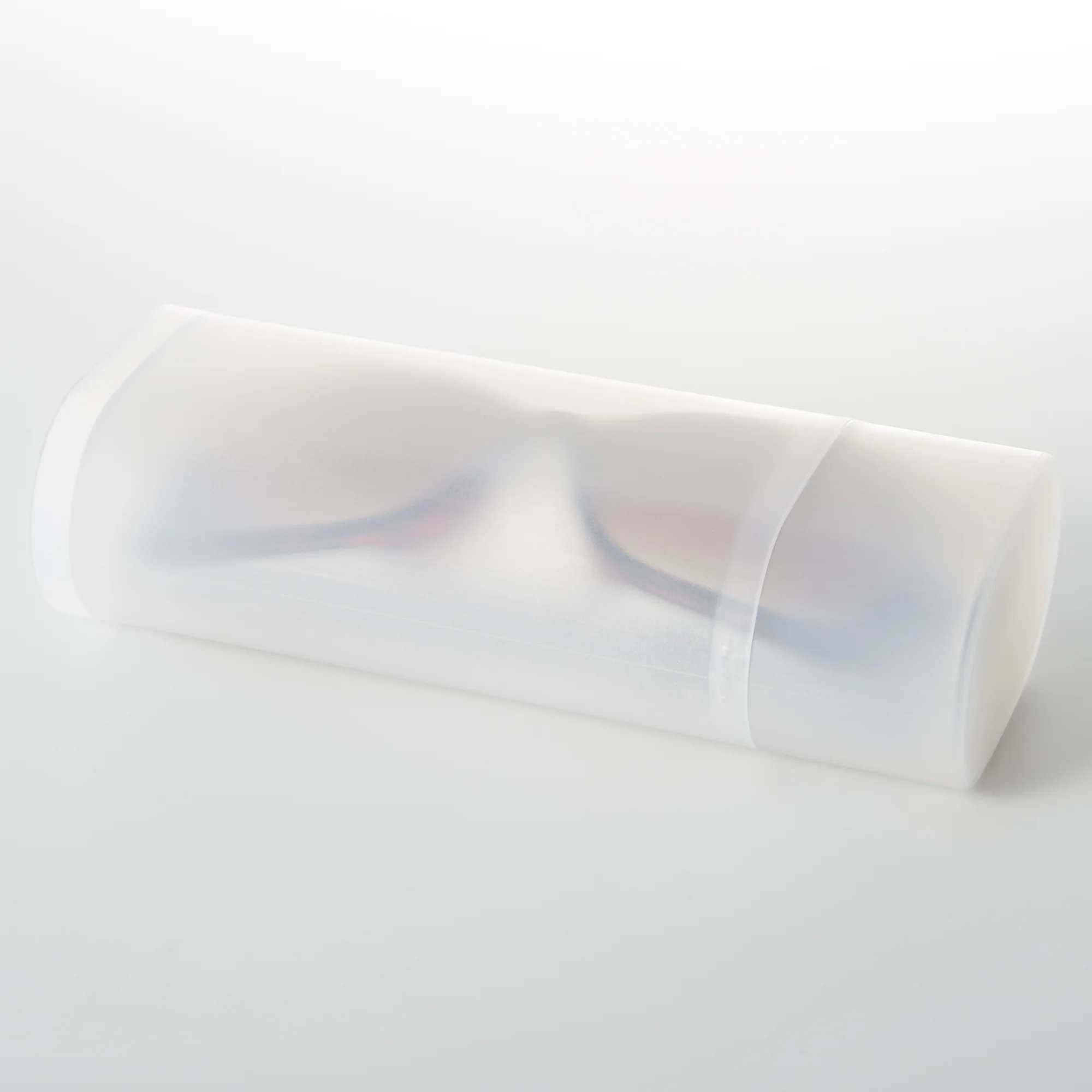 Polypropylene Glasses and Small Object Case - Image 3