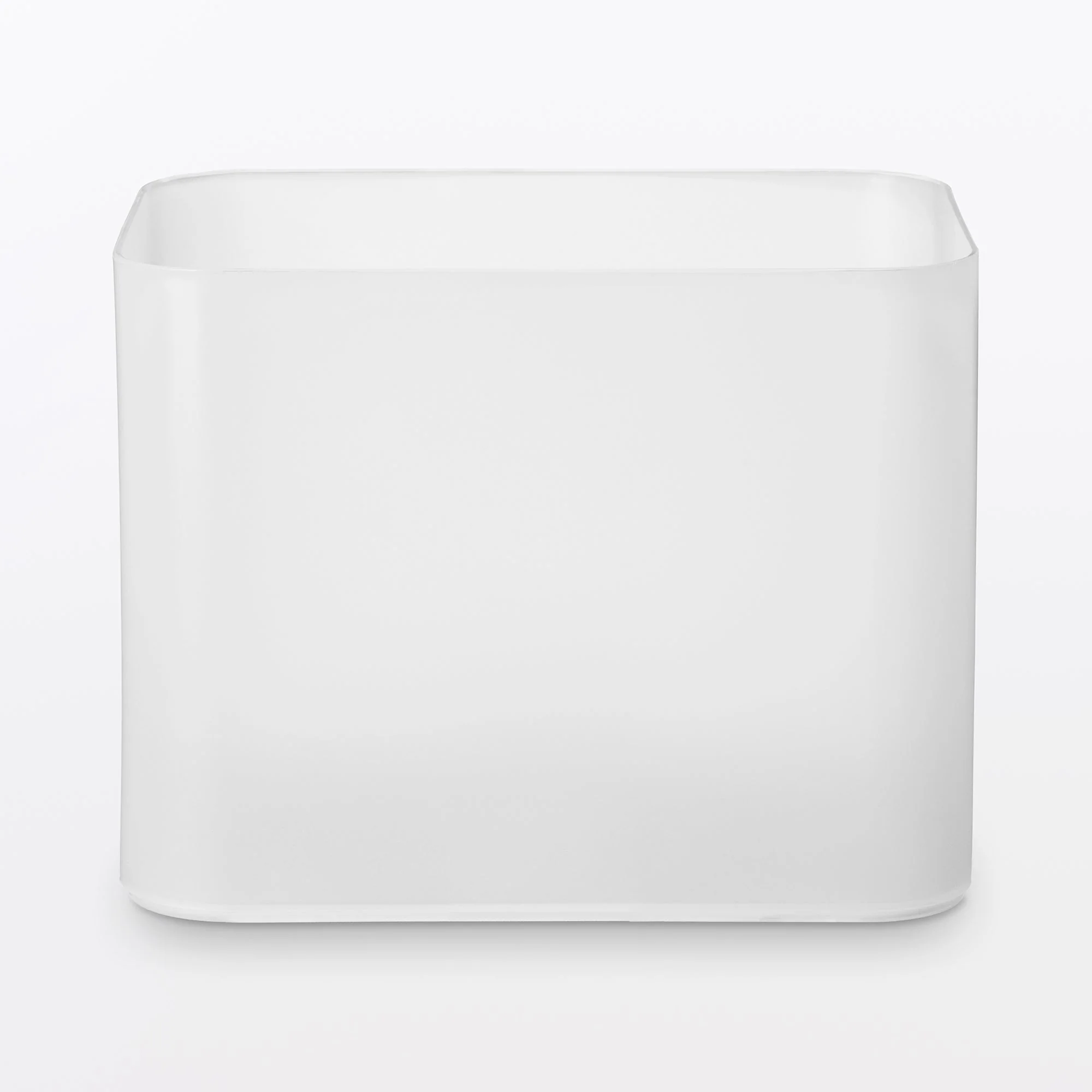 Recycled Polypropylene Makeup Box (W5.9 x D8.7 x H6.7") - Image 4