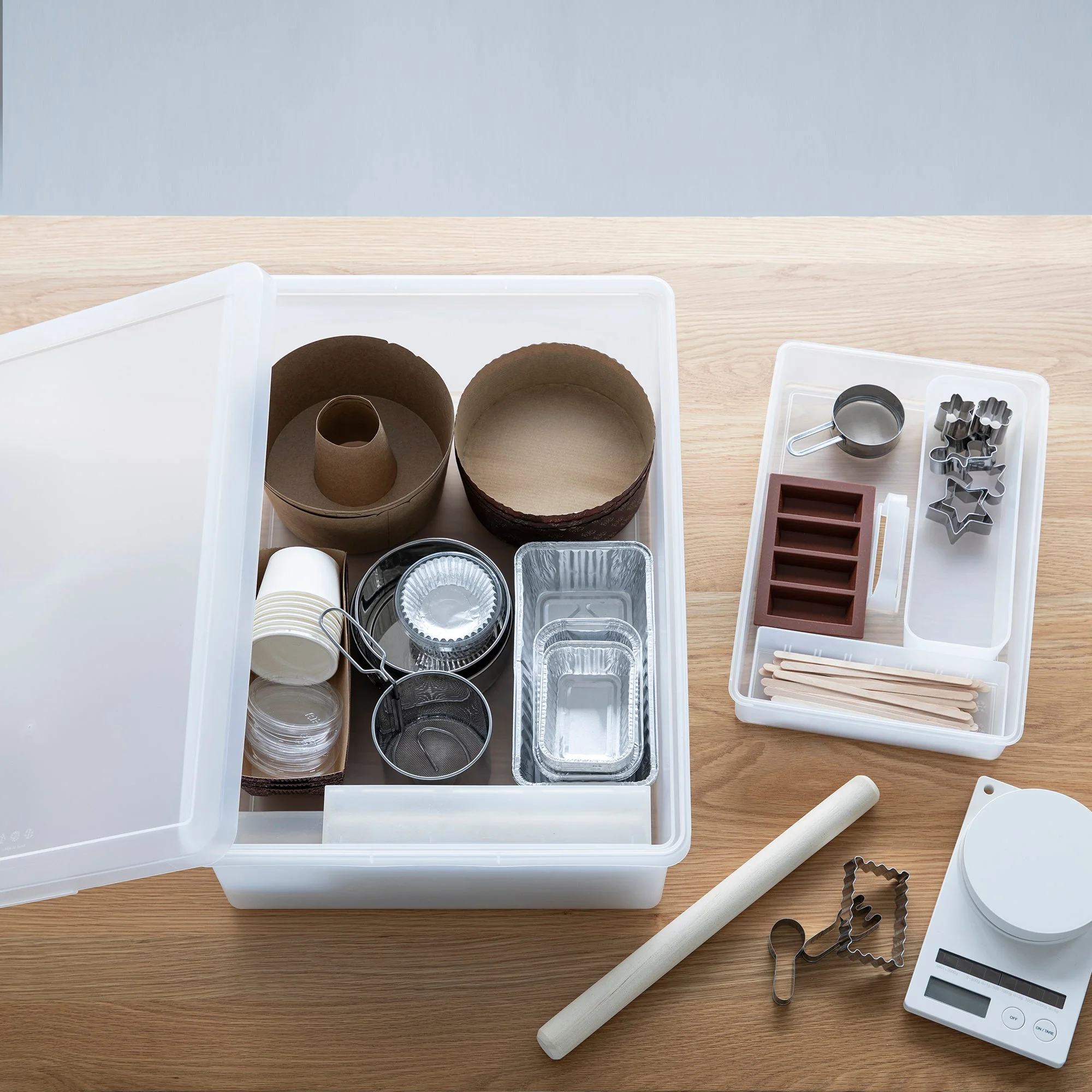 Polypropylene Storage Box Wide Lid (W20.1 x D14.8 x H1") - Image 14