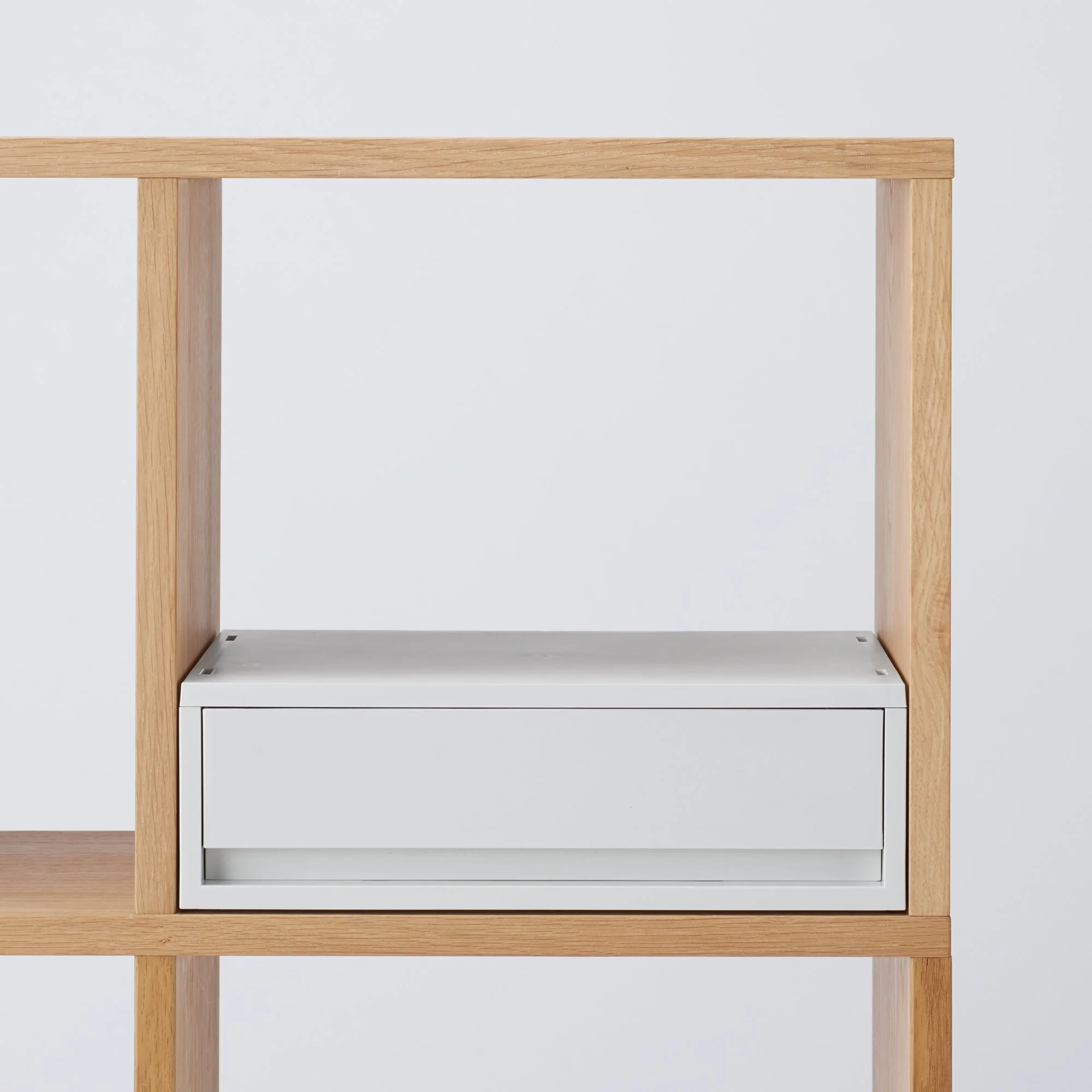 Polypropylene Wide Storage Case White Gray - Shallow (W14.6 x D10.2 x H4.7") - Image 6
