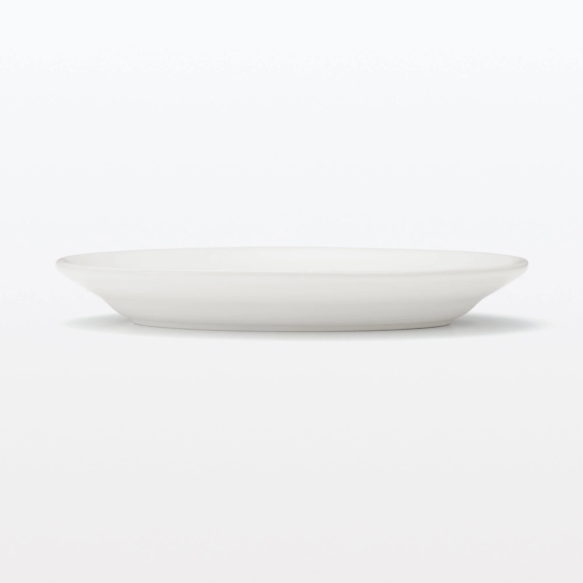 Porcelain Rimmed Oval Plate Large - White - Image 4