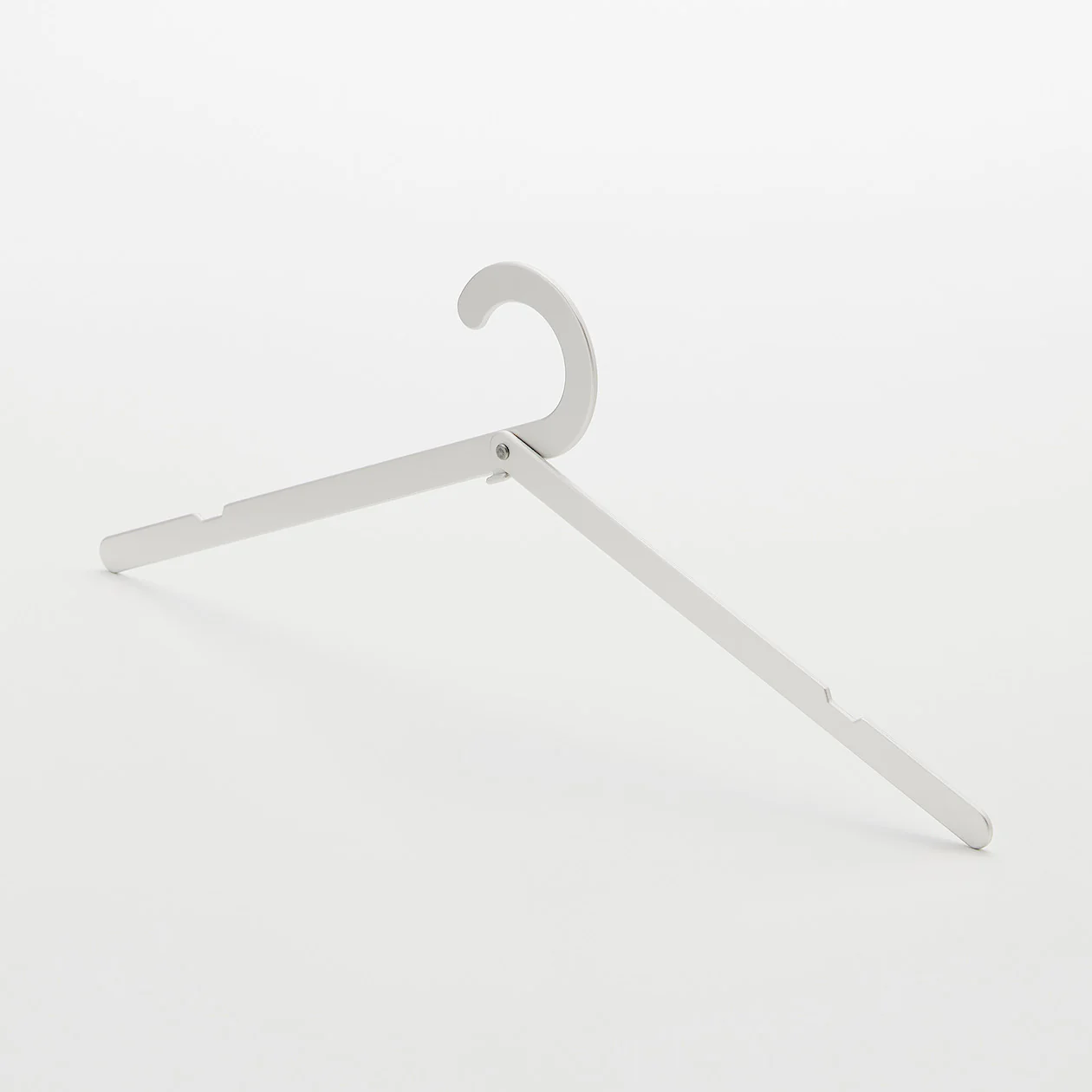 Portable Foldable Hanger - Image 2
