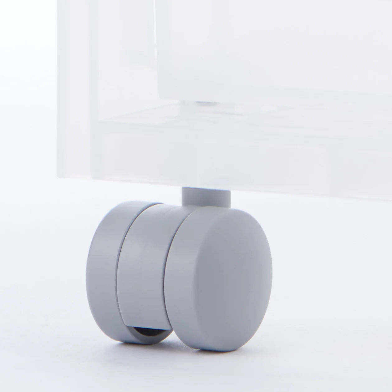 Polypropylene Stocker with Caster - Image 14