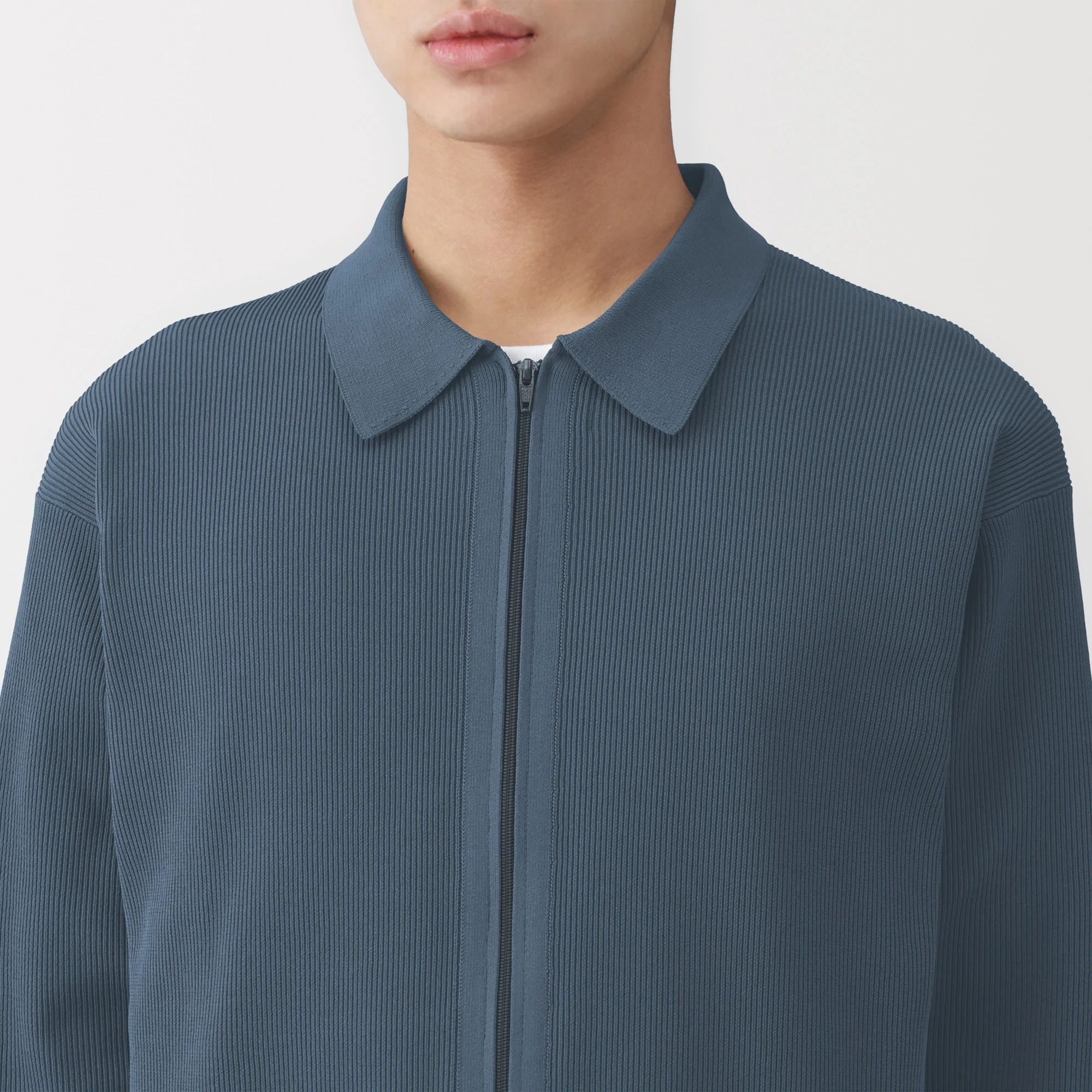 Quick Dry Knit Blouson - Image 7