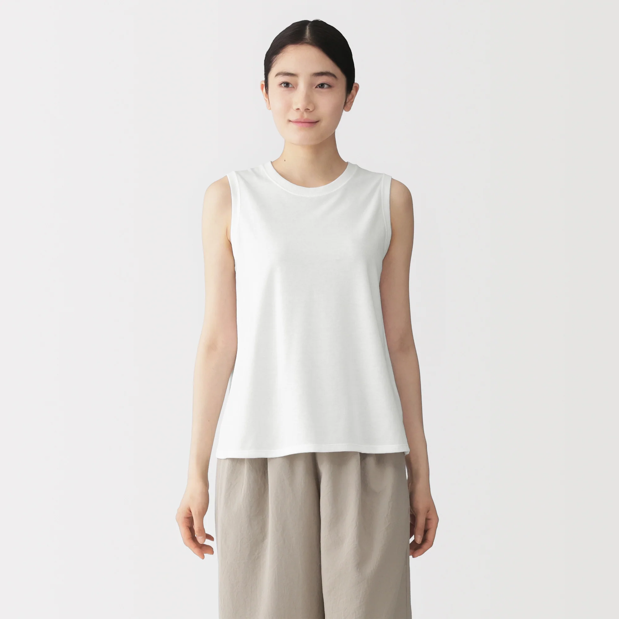 Quick Dry Sleeveless T-Shirt - Image 3