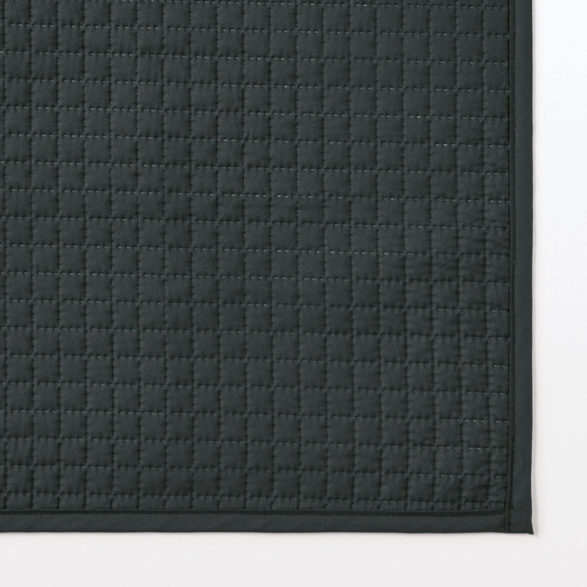 Quilted Picnic Blanket (35.4 x 70.9") - Image 9