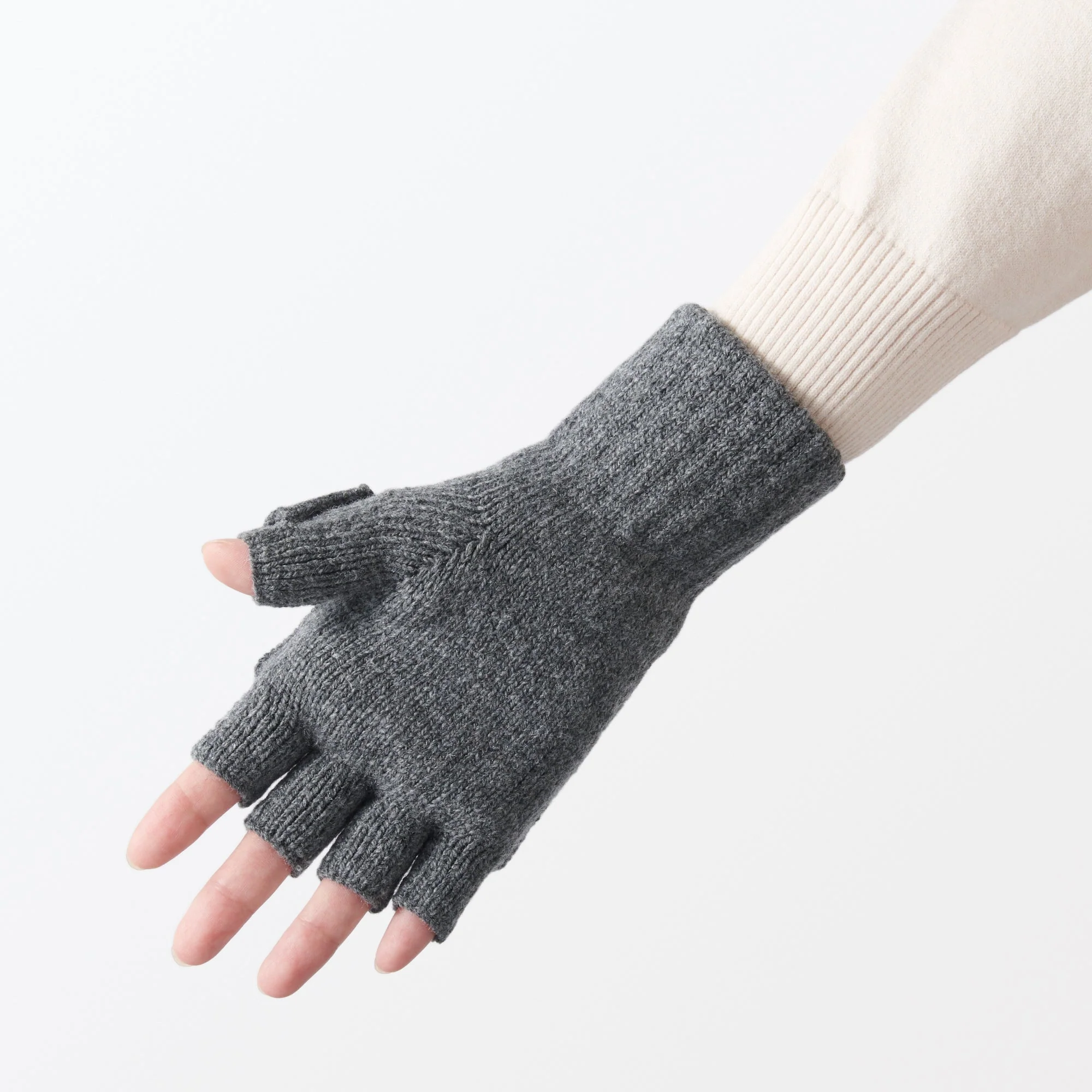 Recycled Polyester Blend Fingerless Gloves - Image 3