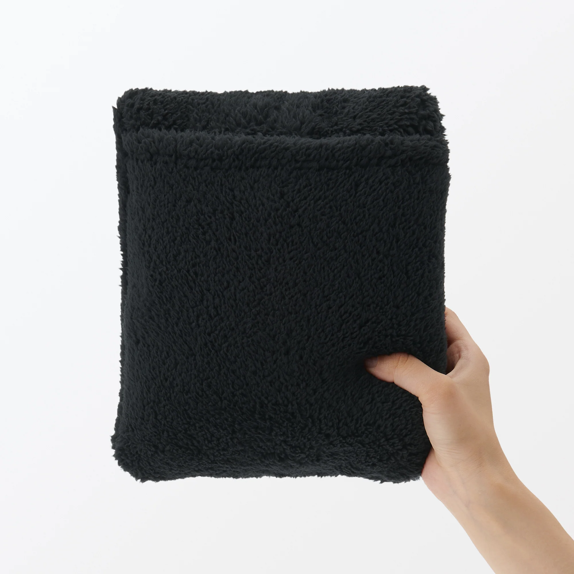 Recycled Polyester Boa Pocketable Stole - Image 14