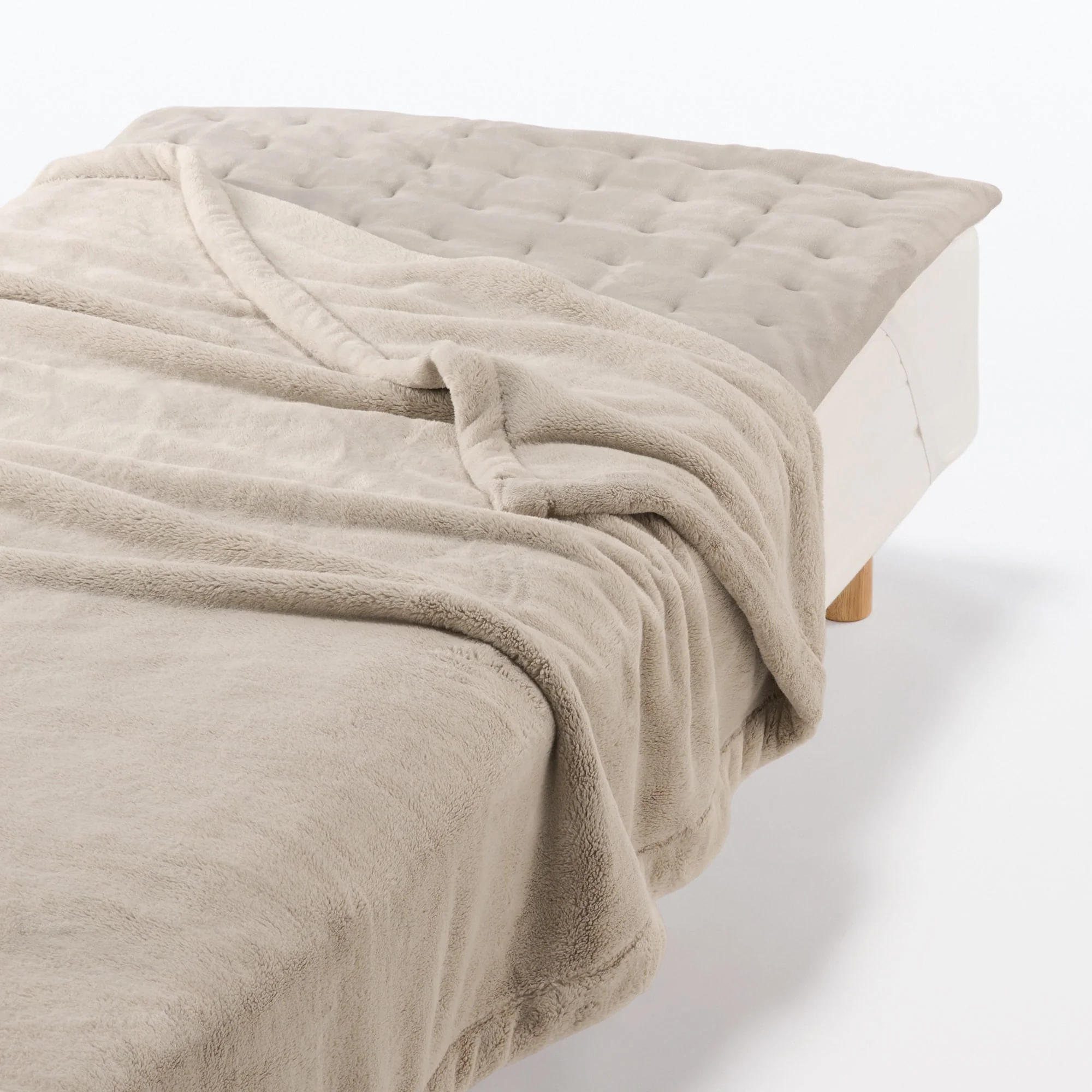 Recycled Polyester Warm Thick Blanket - Double - Image 3