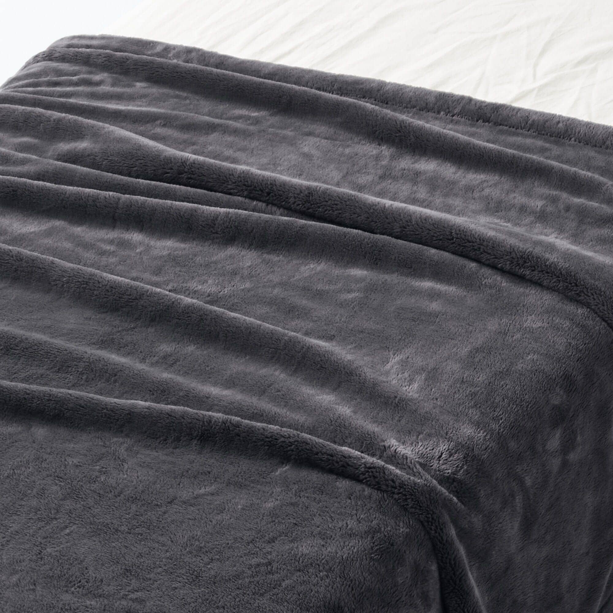 Recycled Polyester Warm Thick Blanket - Double - Image 8