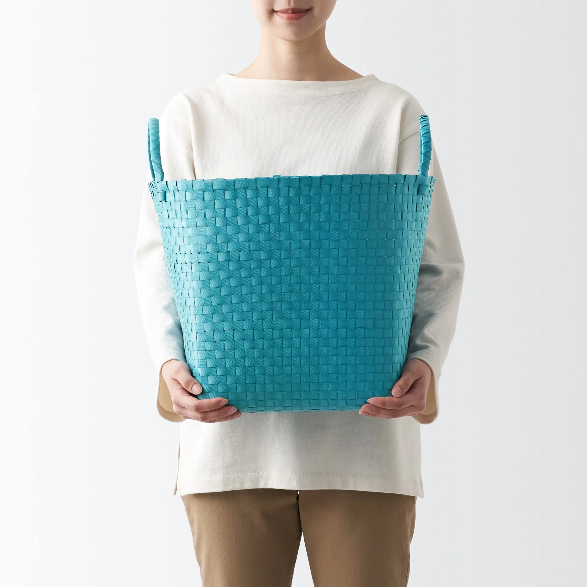 Recycled Polypropylene Strap Weave Basket - Blue - Large (dia. 15.7 x H12.6") - Image 6