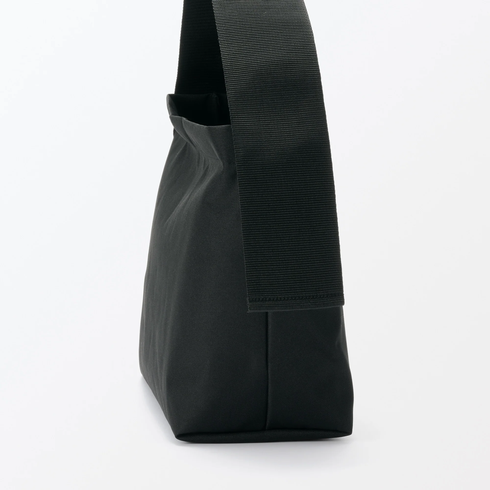Recycled Wide Strap Shoulder Bag - Image 6