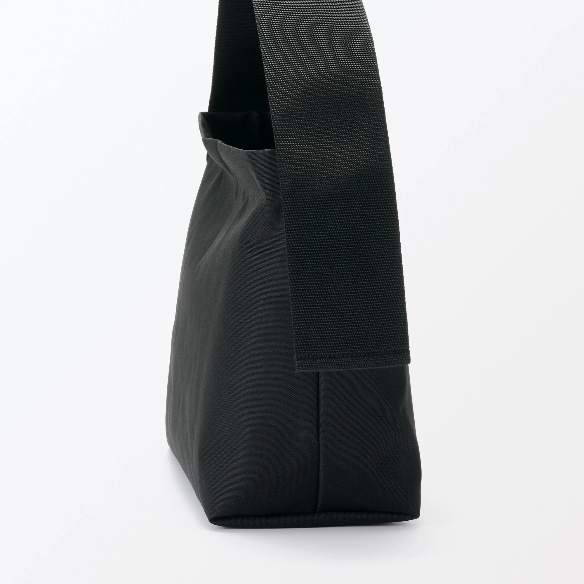 Recycled Wide Strap Shoulder Bag - Image 7