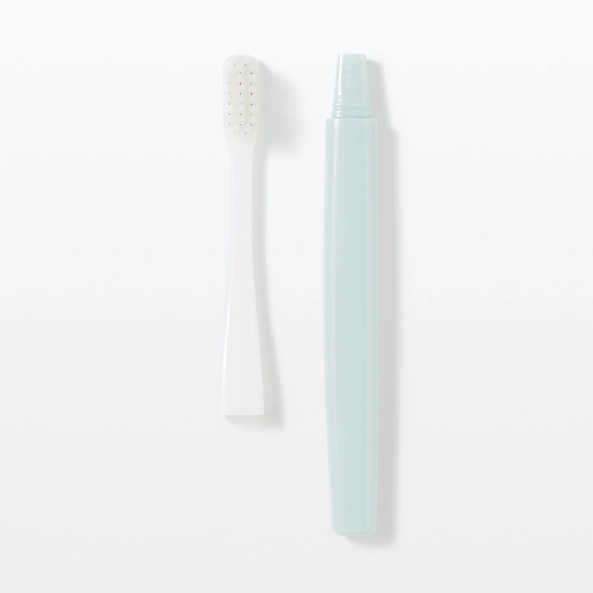 Replaceable Head Medium Toothbrush - Blue - Image 2