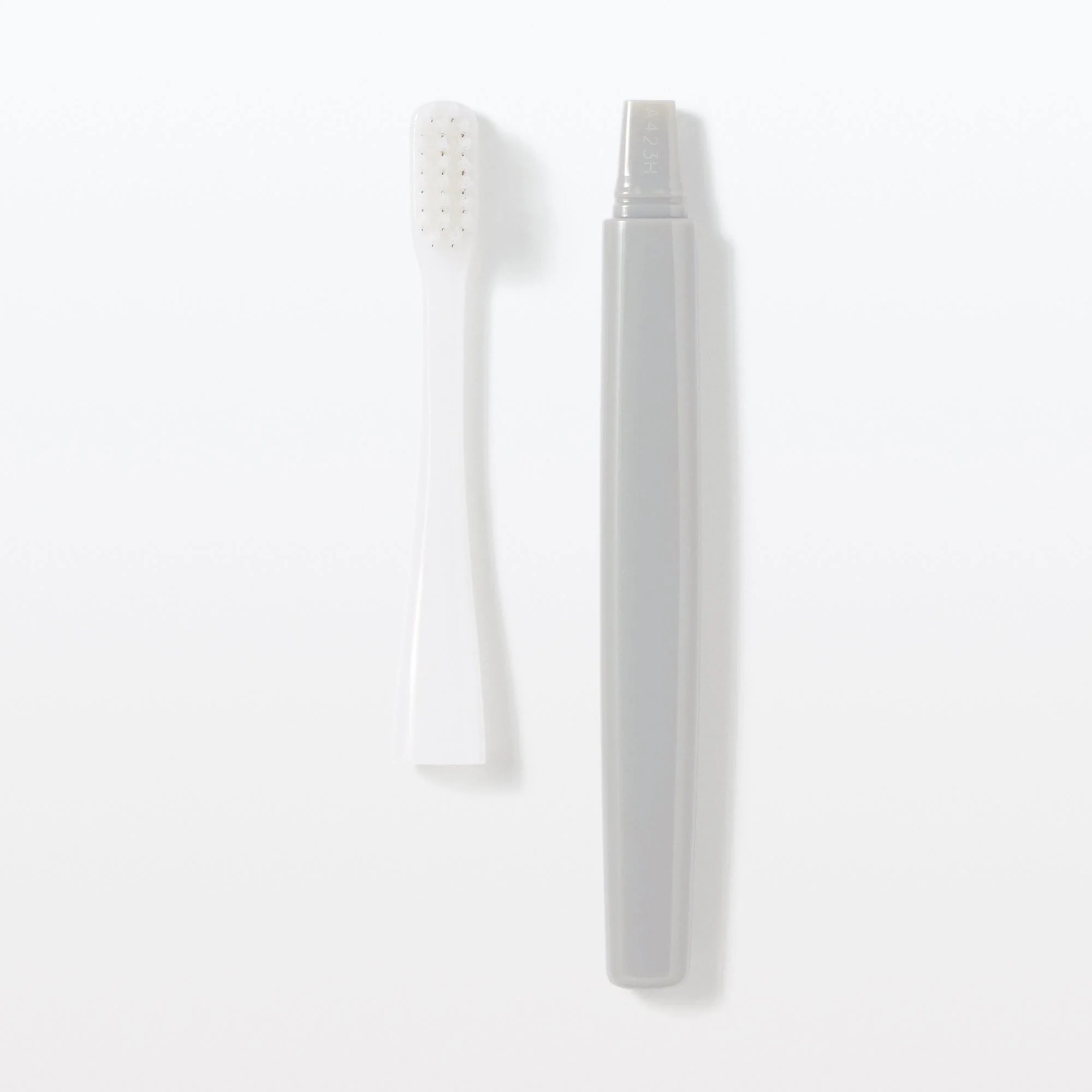 Replaceable Head Medium Toothbrush - Gray - Image 2